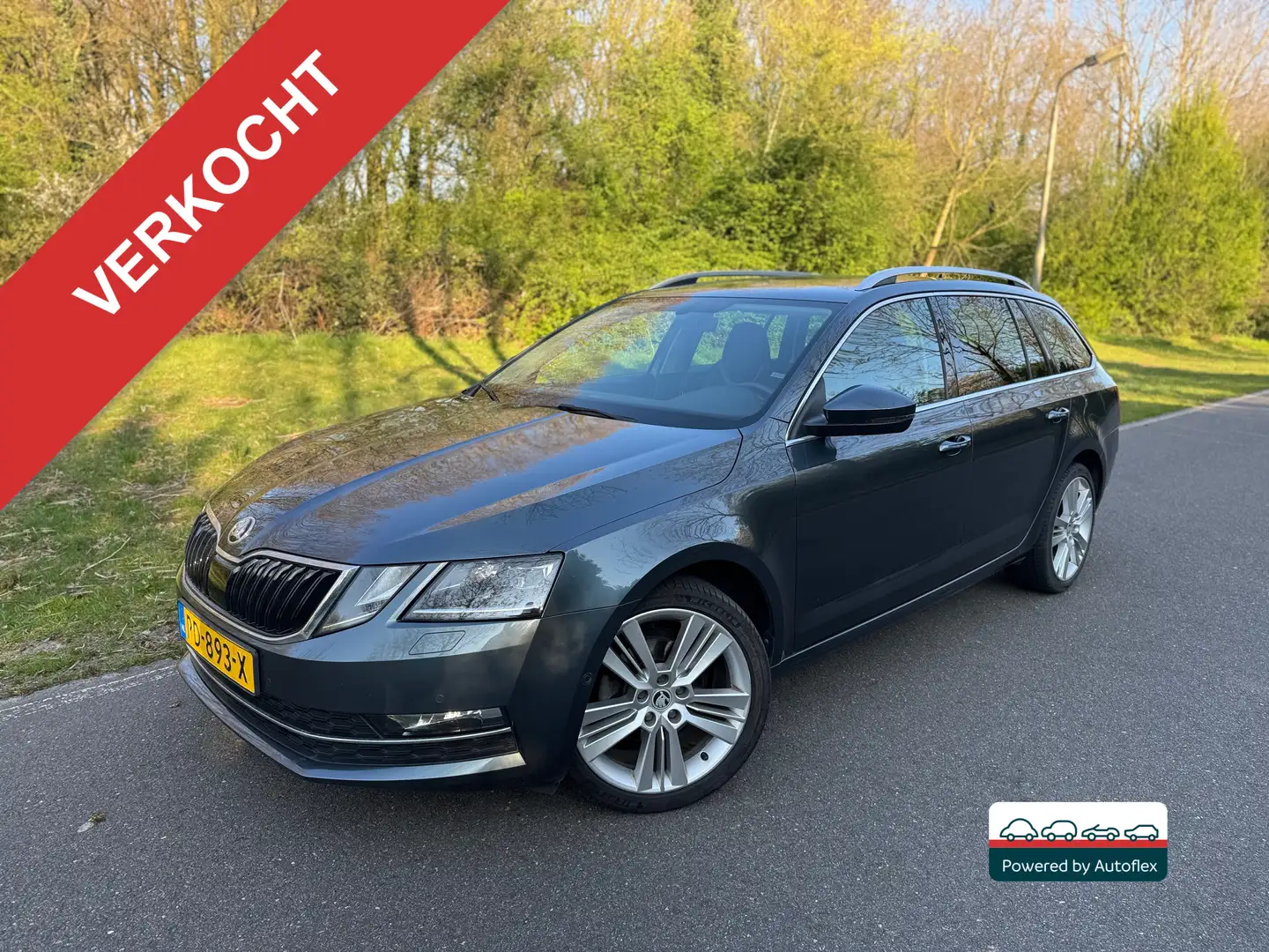 Skoda Octavia Combi 1.0 TSI 115pk Greentech Style Business Grijs - 1
