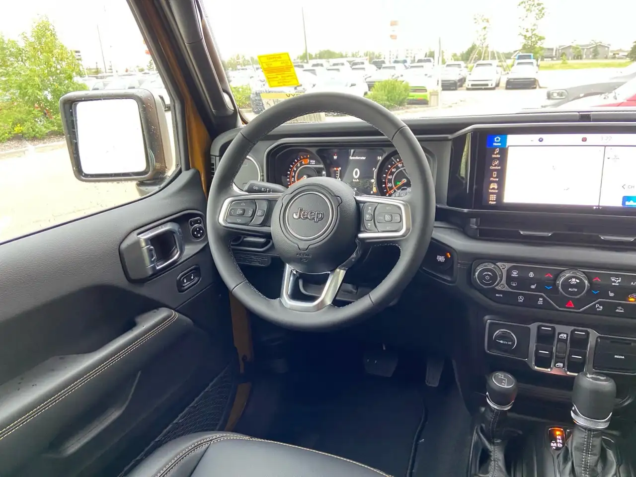 Jeep Wrangler снимка Jeep Wrangler
