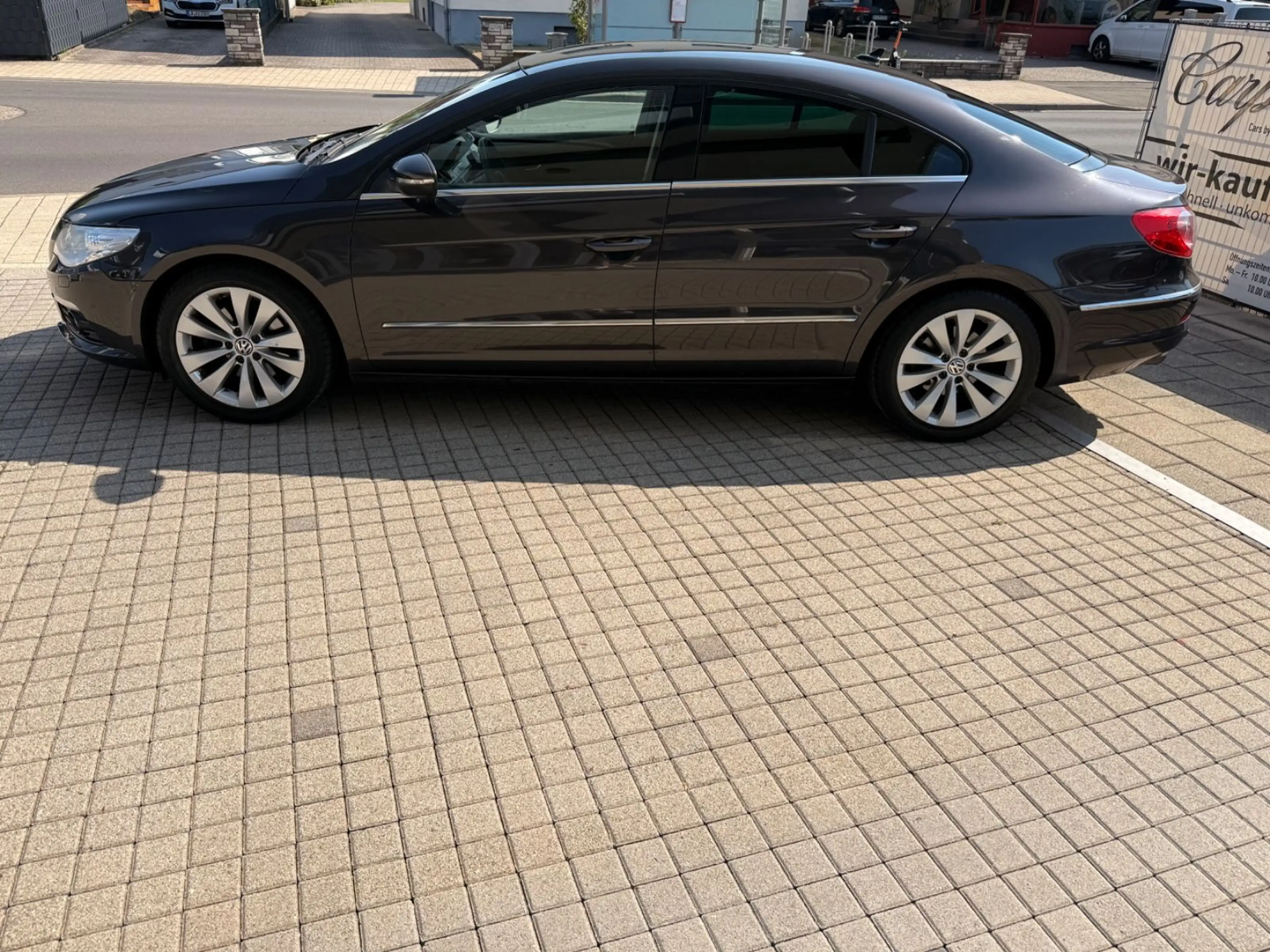 Volkswagen Passat CC MOTOR ÜBERHOLT, NAVI, Tüv 03.2028 — photo 10