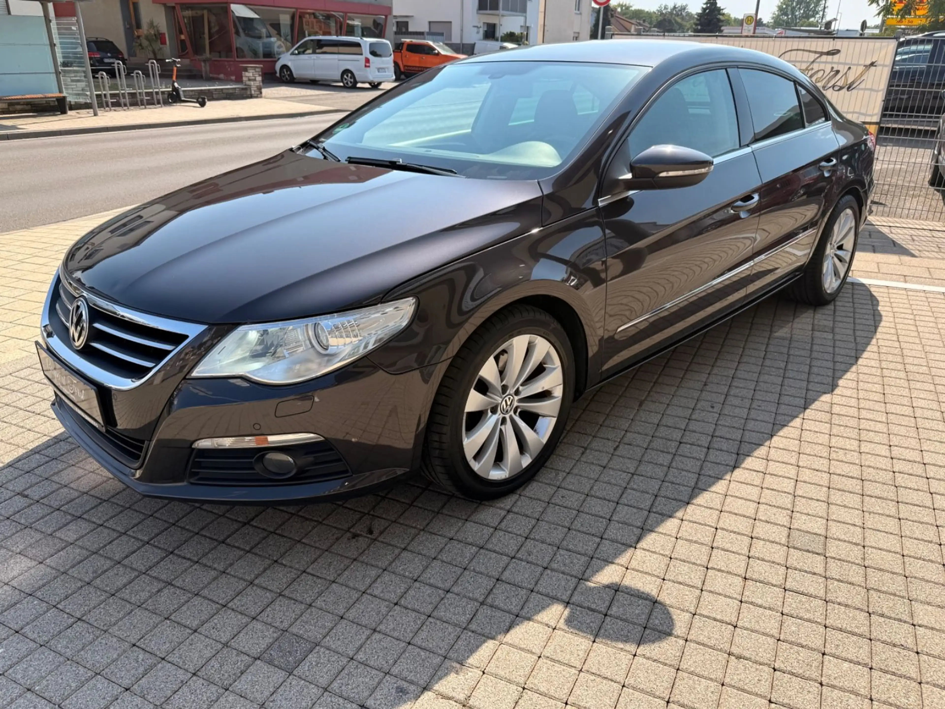 Volkswagen Passat CC MOTOR ÜBERHOLT, NAVI, Tüv 03.2028 — photo 8