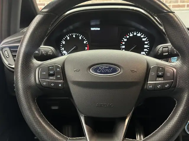 Ford Fiesta view 9