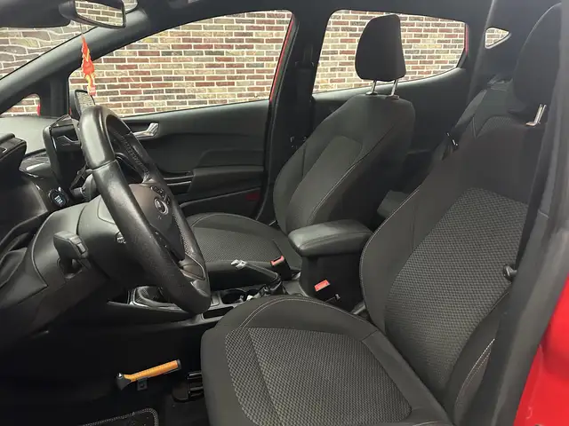 Ford Fiesta view 14