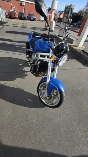 Hyosung Comet 650 - foto 2