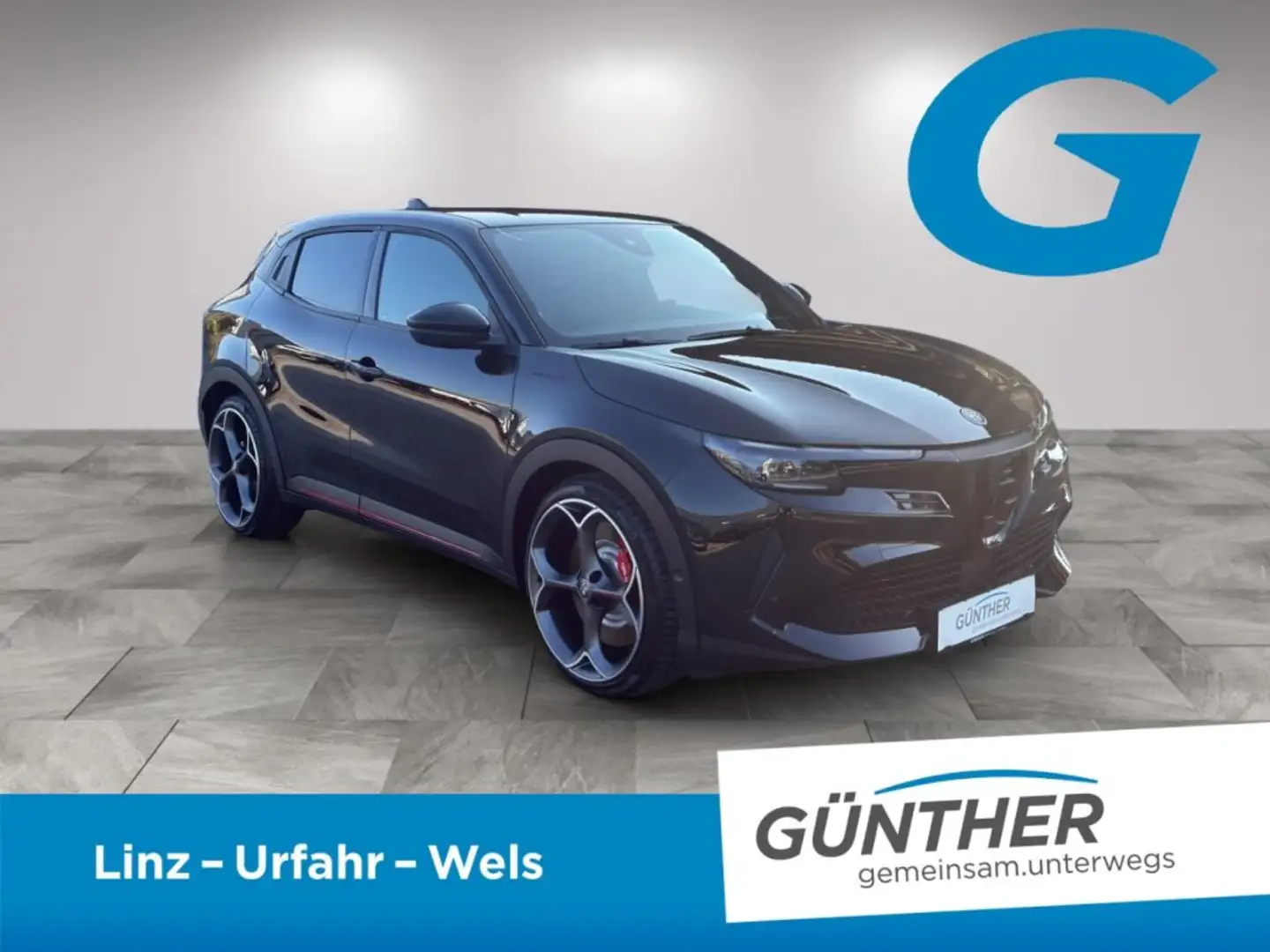 Alfa Romeo Junior Elettrica 280 VELOCE BEV 280PS - 207kwh Schwarz - 2