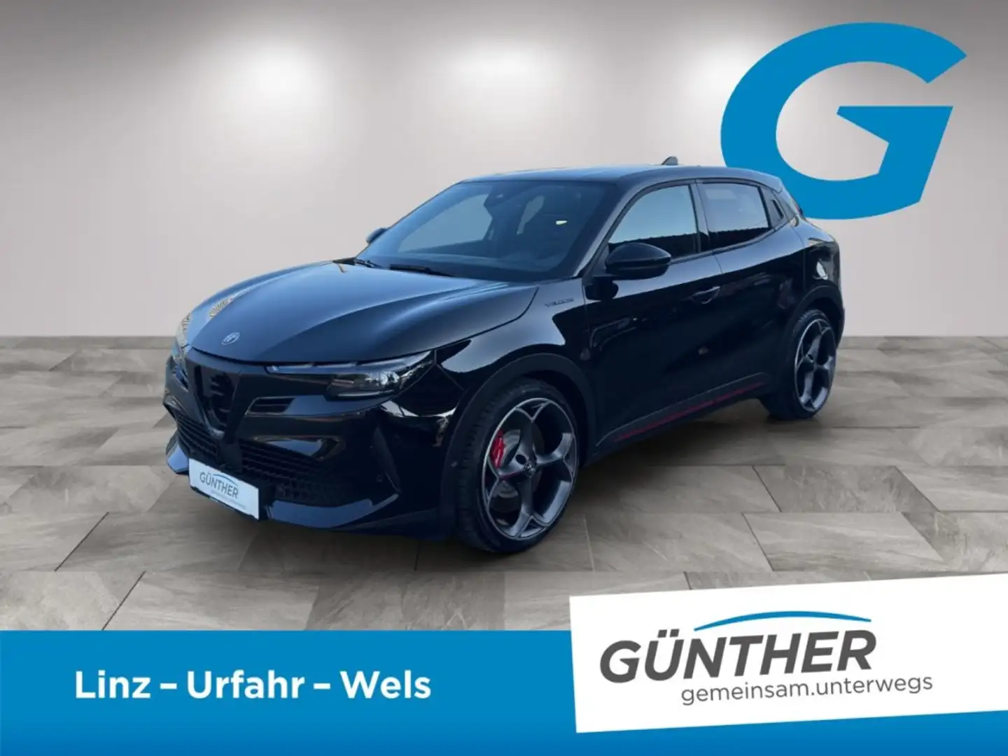 Alfa Romeo Junior Elettrica 280 VELOCE BEV 280PS - 207kwh Schwarz - 1