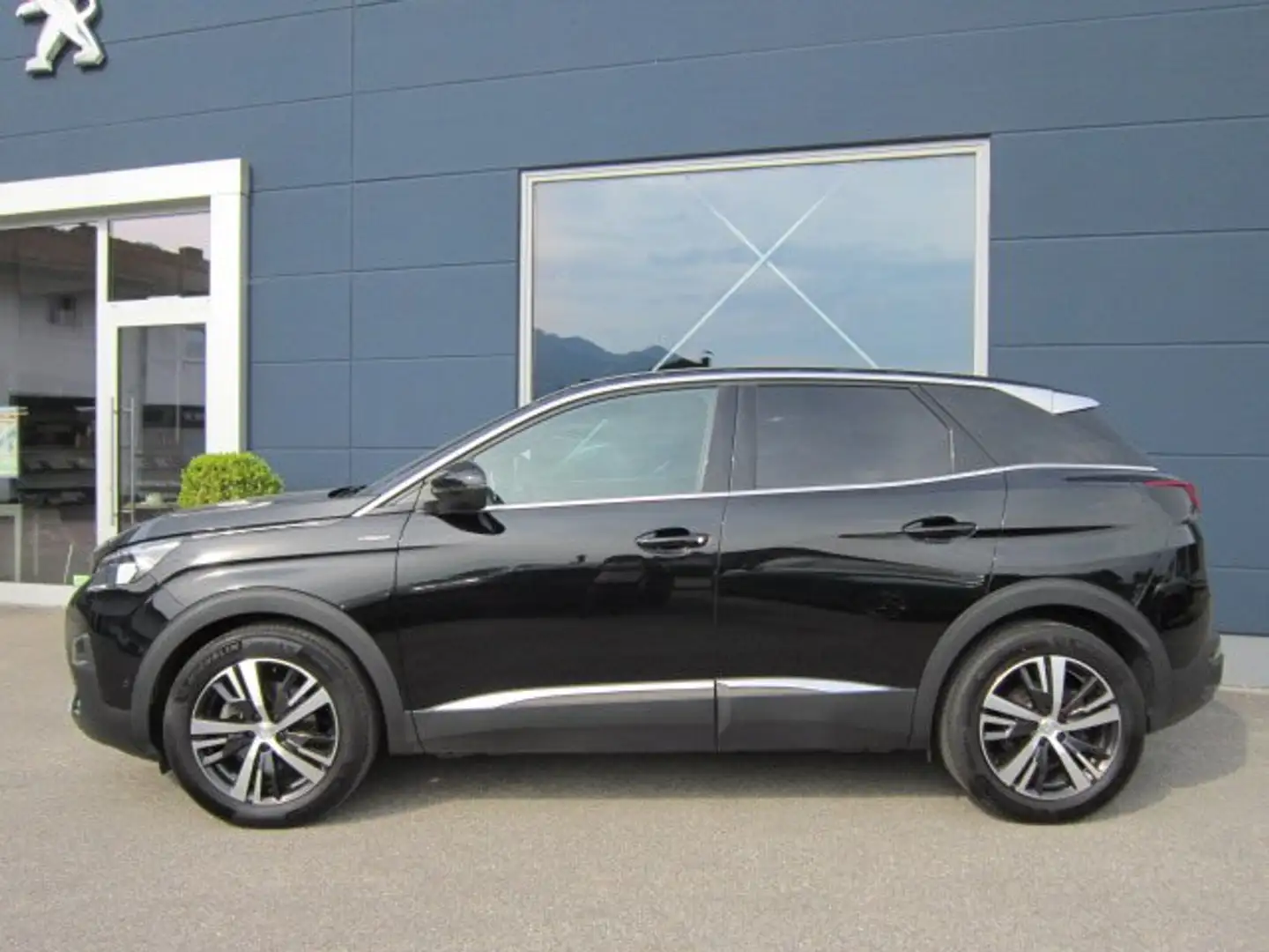 Peugeot 3008 Allure GT-Line PureTech 130 Чорний - 2