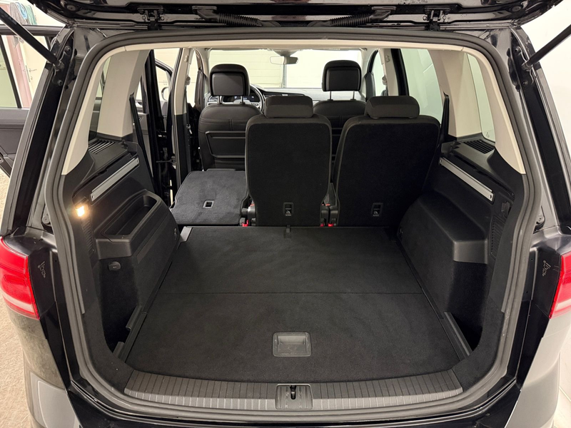 Volkswagen Touran 1.5TSI ACT OPF DSG — photo 15