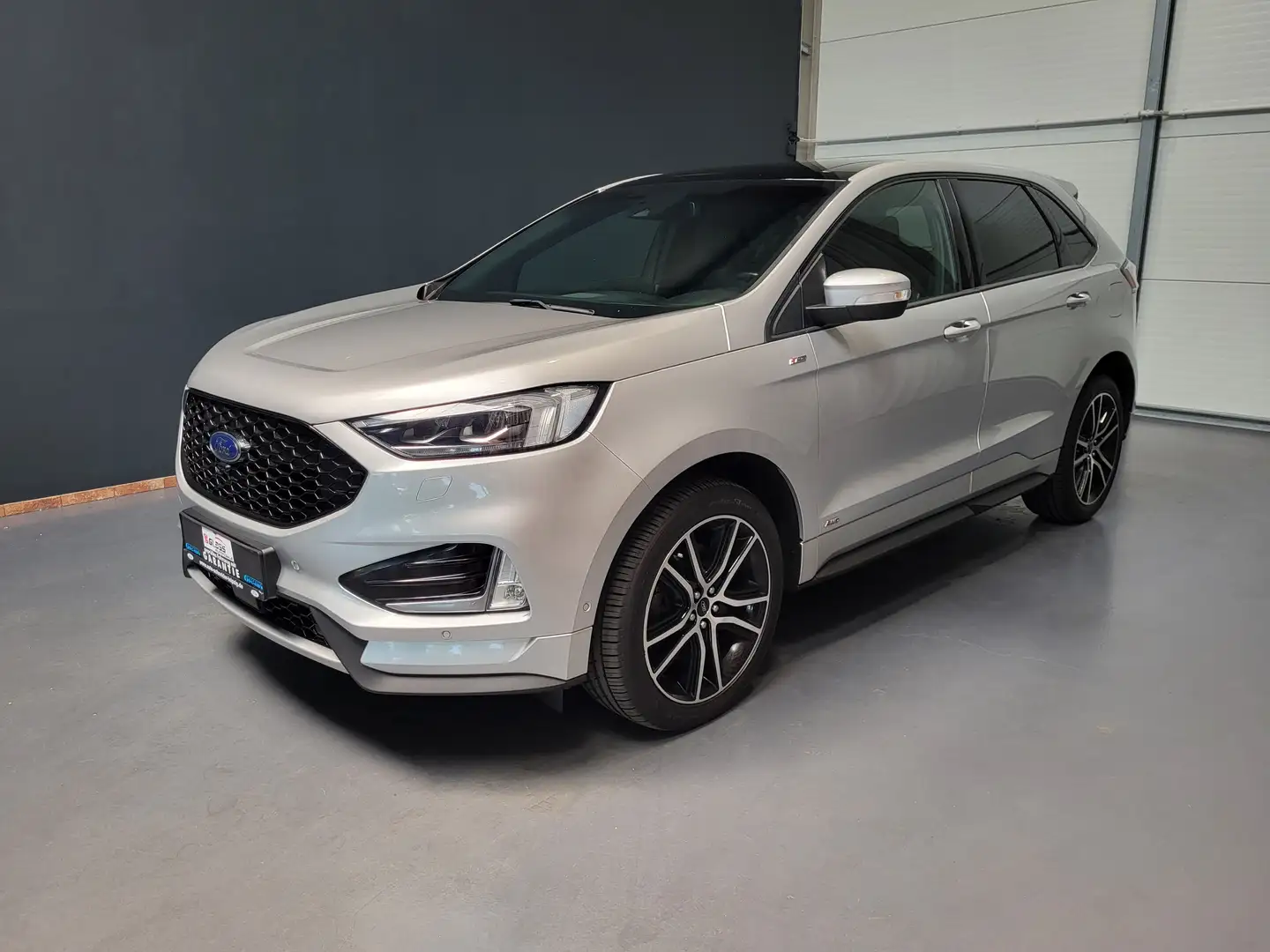 Ford Edge 2.0TDCi ST-Line 4x4 *TOP Ausstattung* Stříbrná - 1
