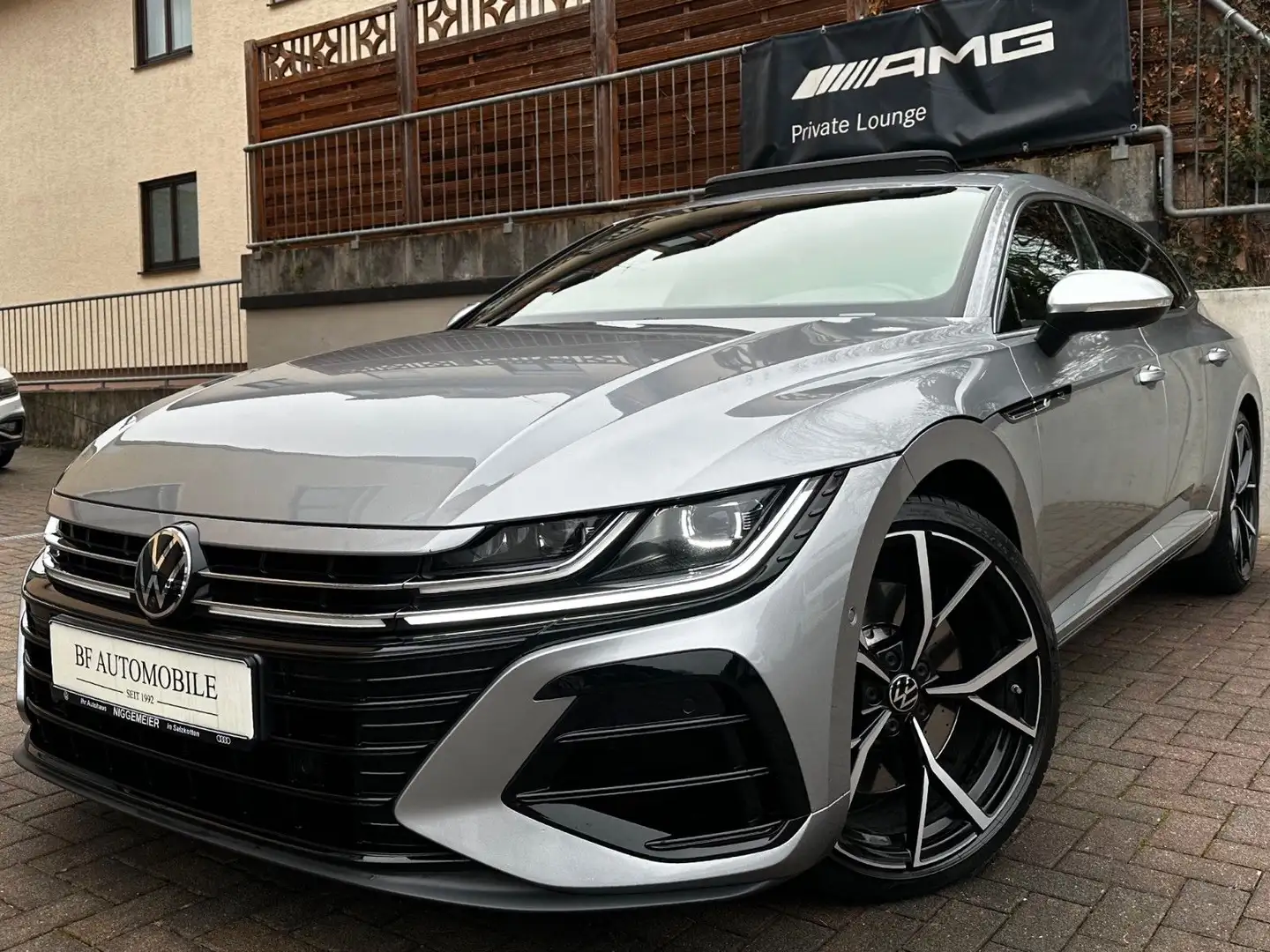 Volkswagen Arteon Shooting Brake R-Line 4M Pano*Carbon*360° Zilver - 2