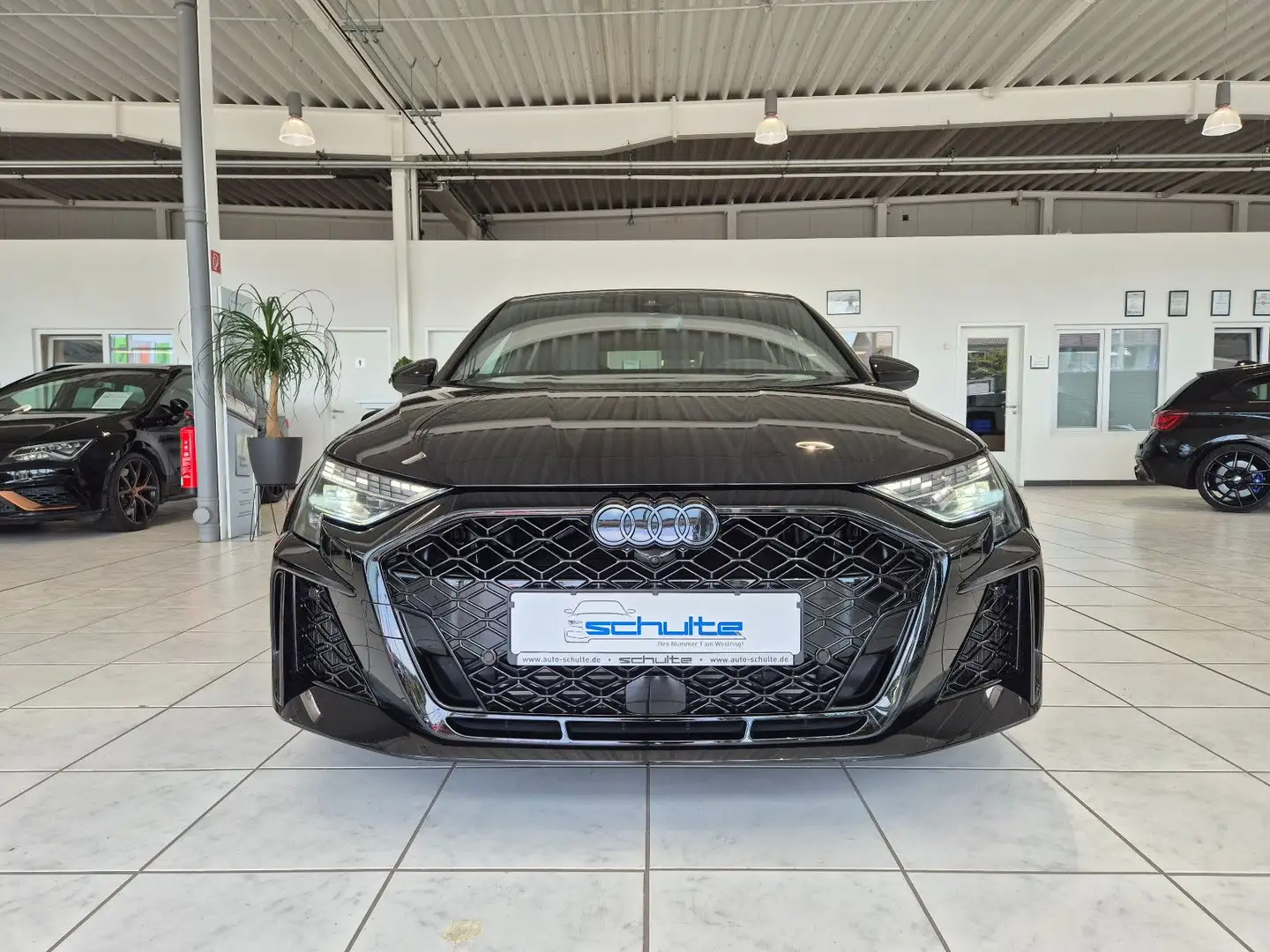 Audi RS3 Sportback 2.5 TFSI *Pano*STREIFSCHADEN* Black - 2