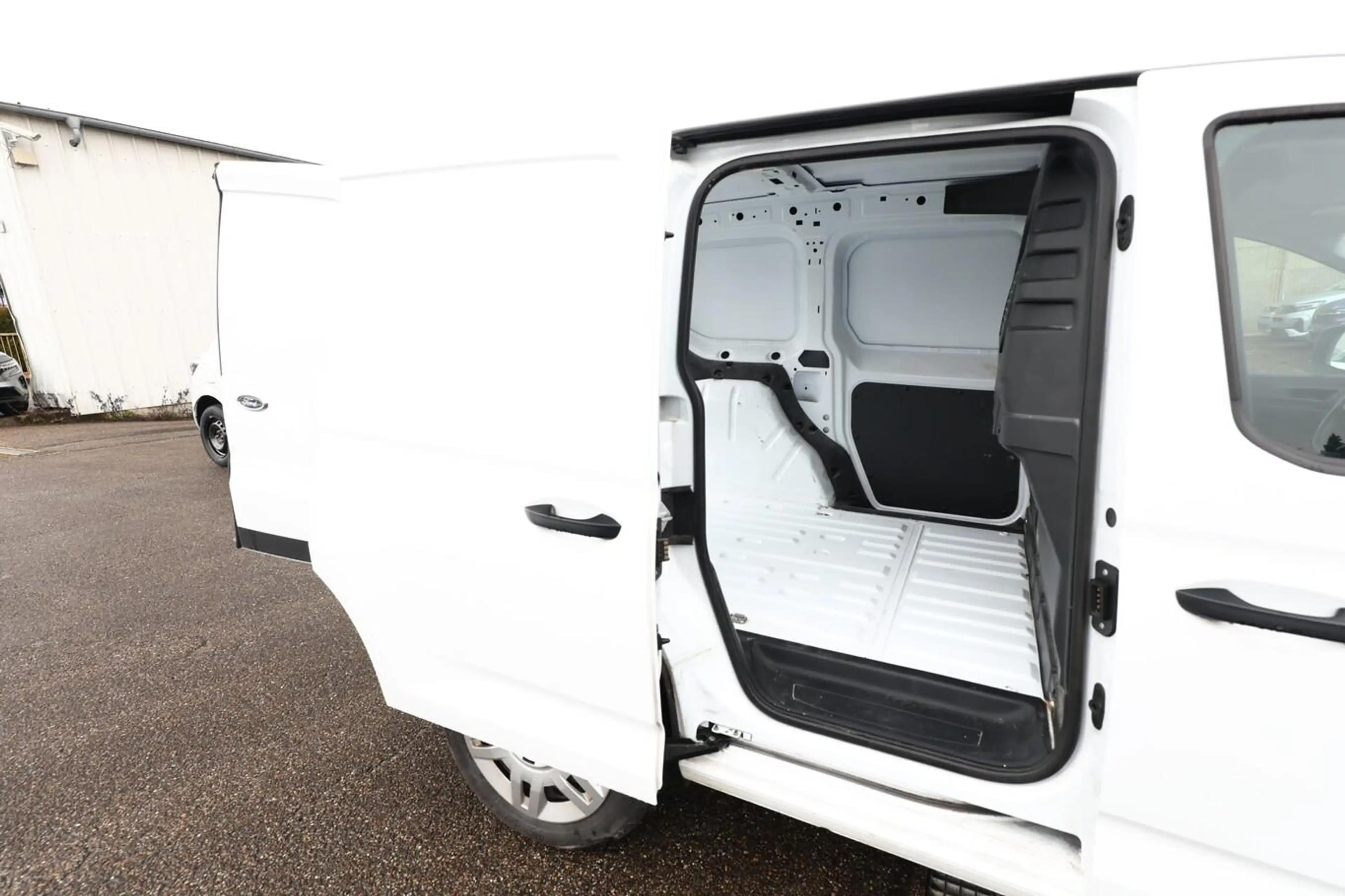 Ford Transit Connect Trend 2.0 EcoBlue 122 Aut L1 AHK 90 kW (122 PS)... — photo 10