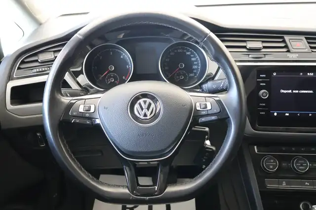 Volkswagen Touran view 15
