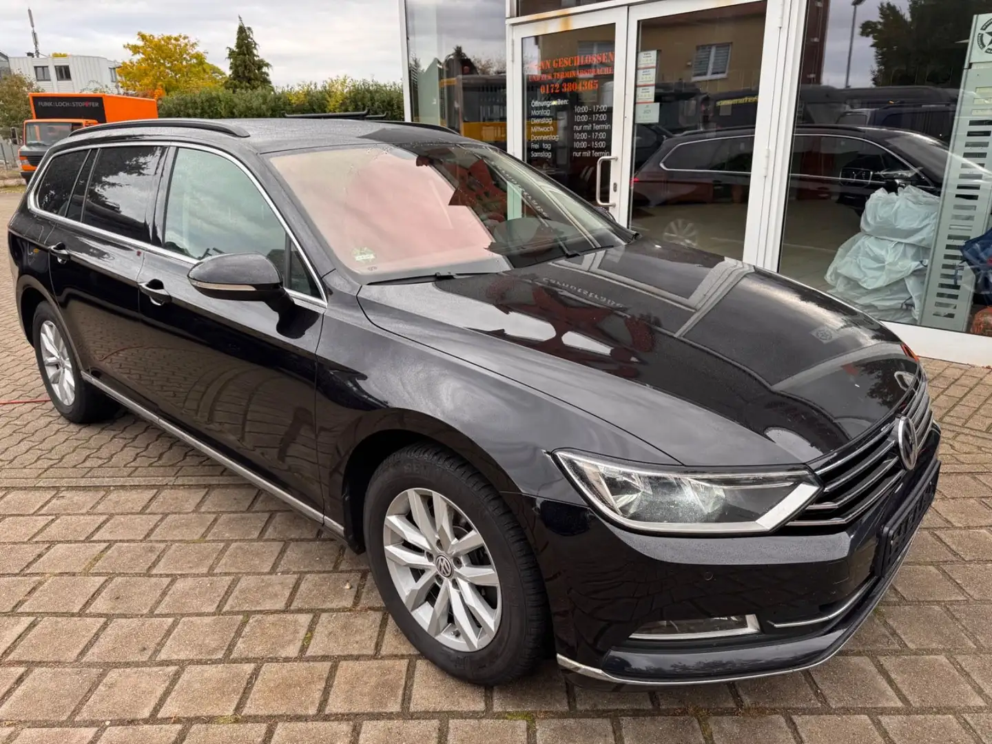 Volkswagen Passat Variant Comfortline ,Leder,Panorama,ACC Zwart - 2