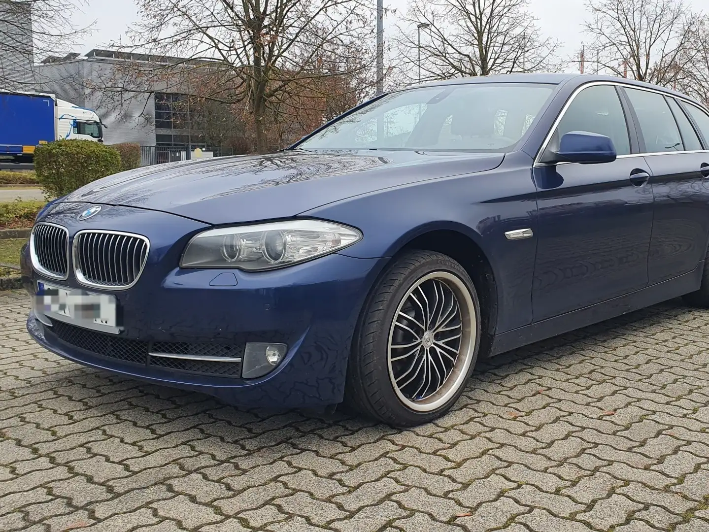 BMW 520 BMW 520d Blau - 1