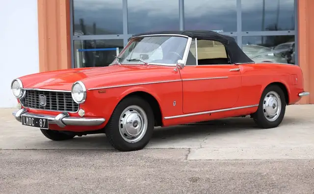 Fiat 1500 Cabriolet Rouge 1963