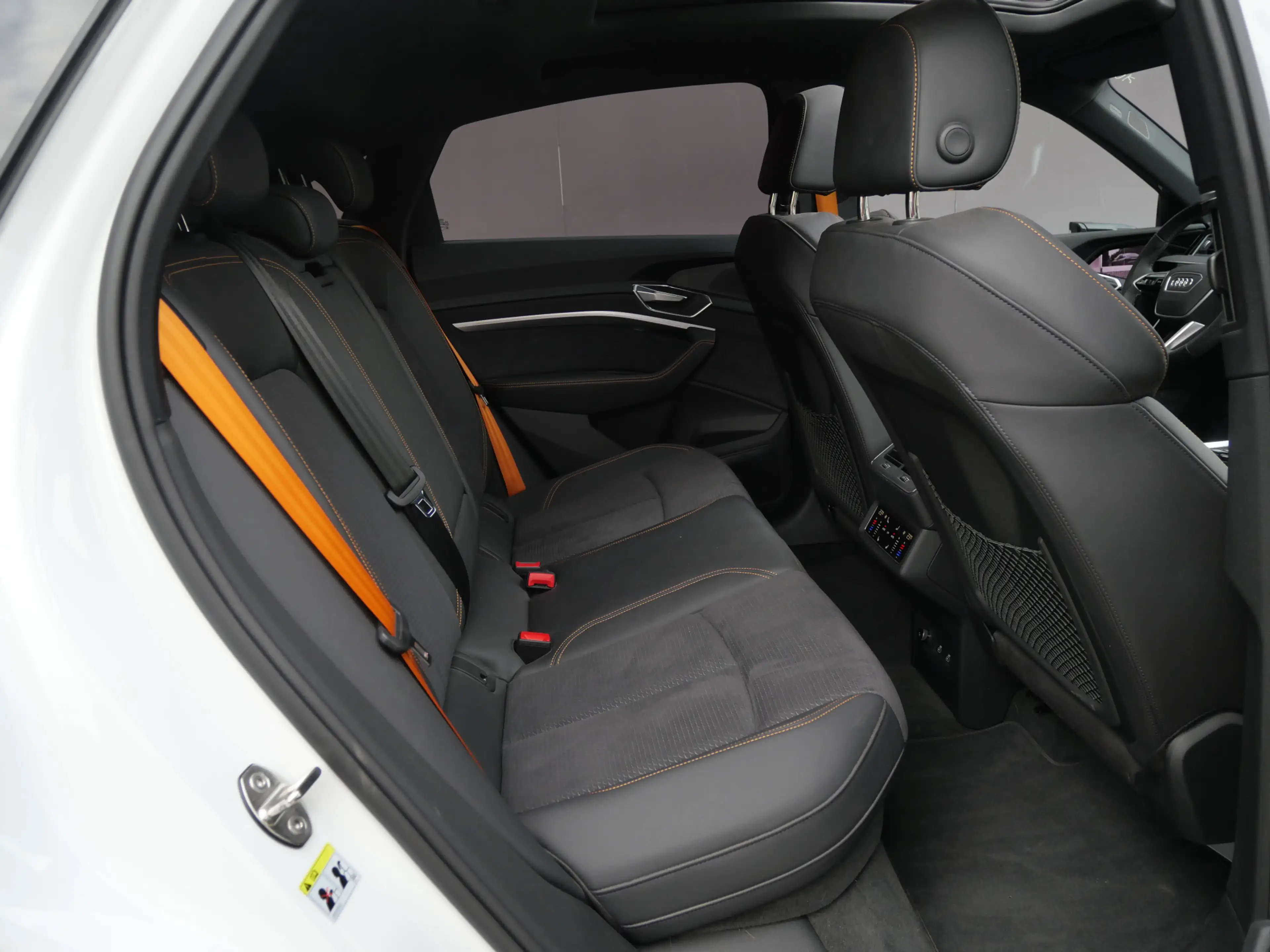Audi e-tron Sportback 55 QUATTRO S-EDITION 95 kWh | COMPETITIO — photo 11