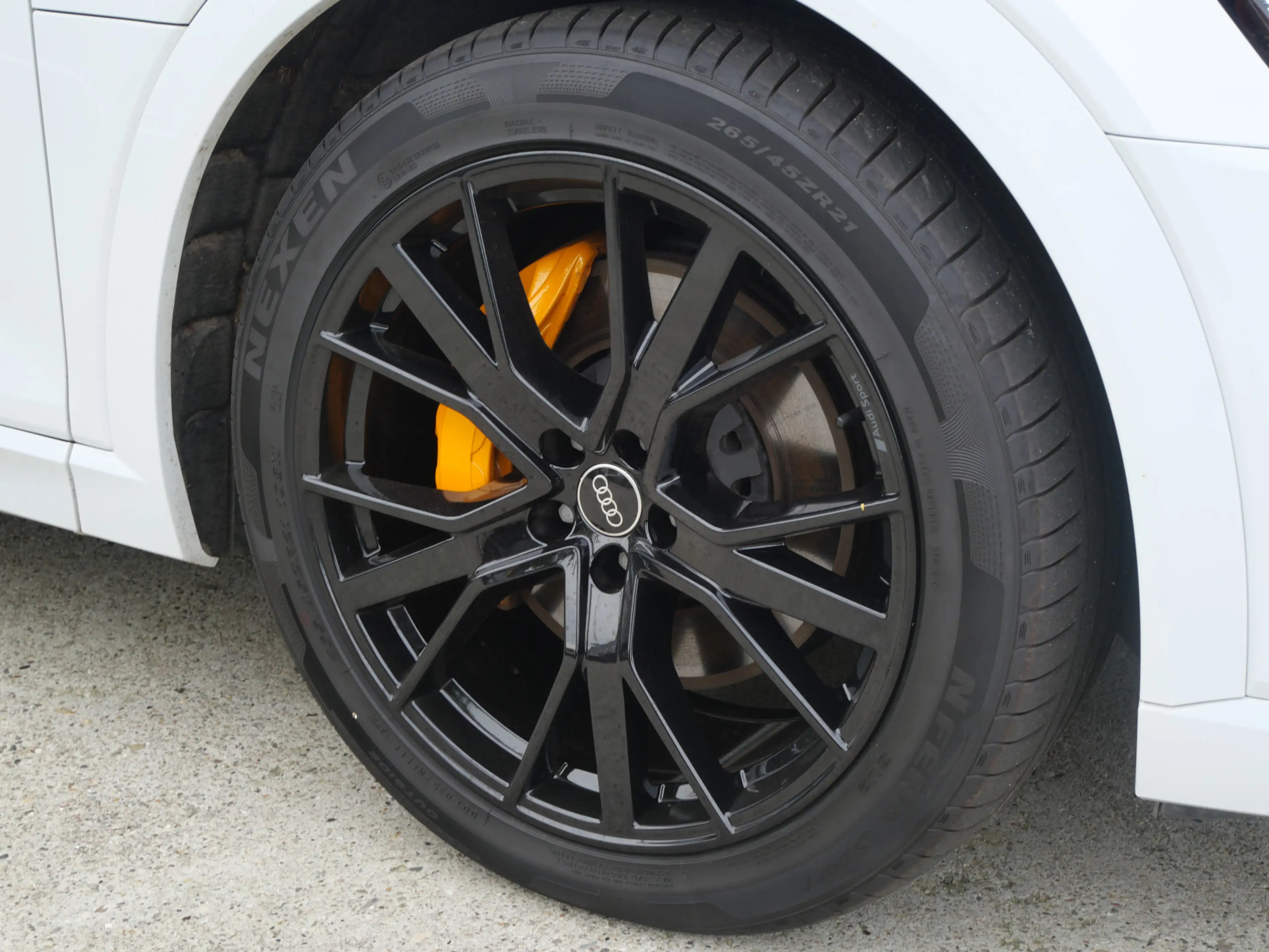 Audi e-tron Sportback 55 QUATTRO S-EDITION 95 kWh | COMPETITIO — photo 2