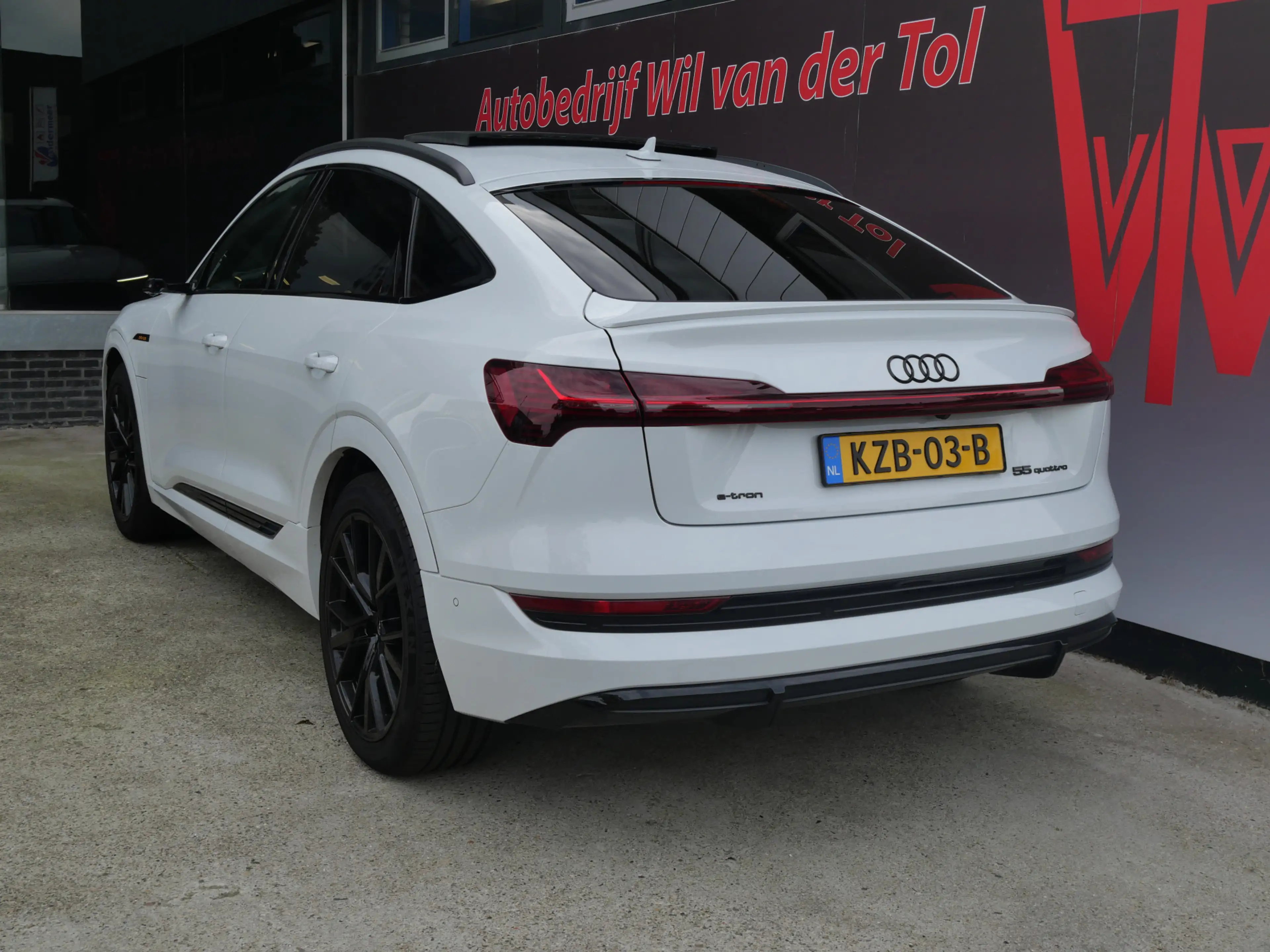 Audi e-tron Sportback 55 QUATTRO S-EDITION 95 kWh | COMPETITIO — photo 5