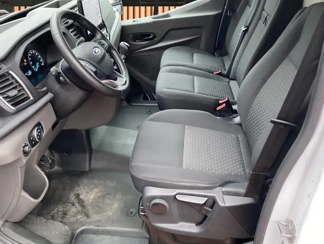 Ford Transit view 7