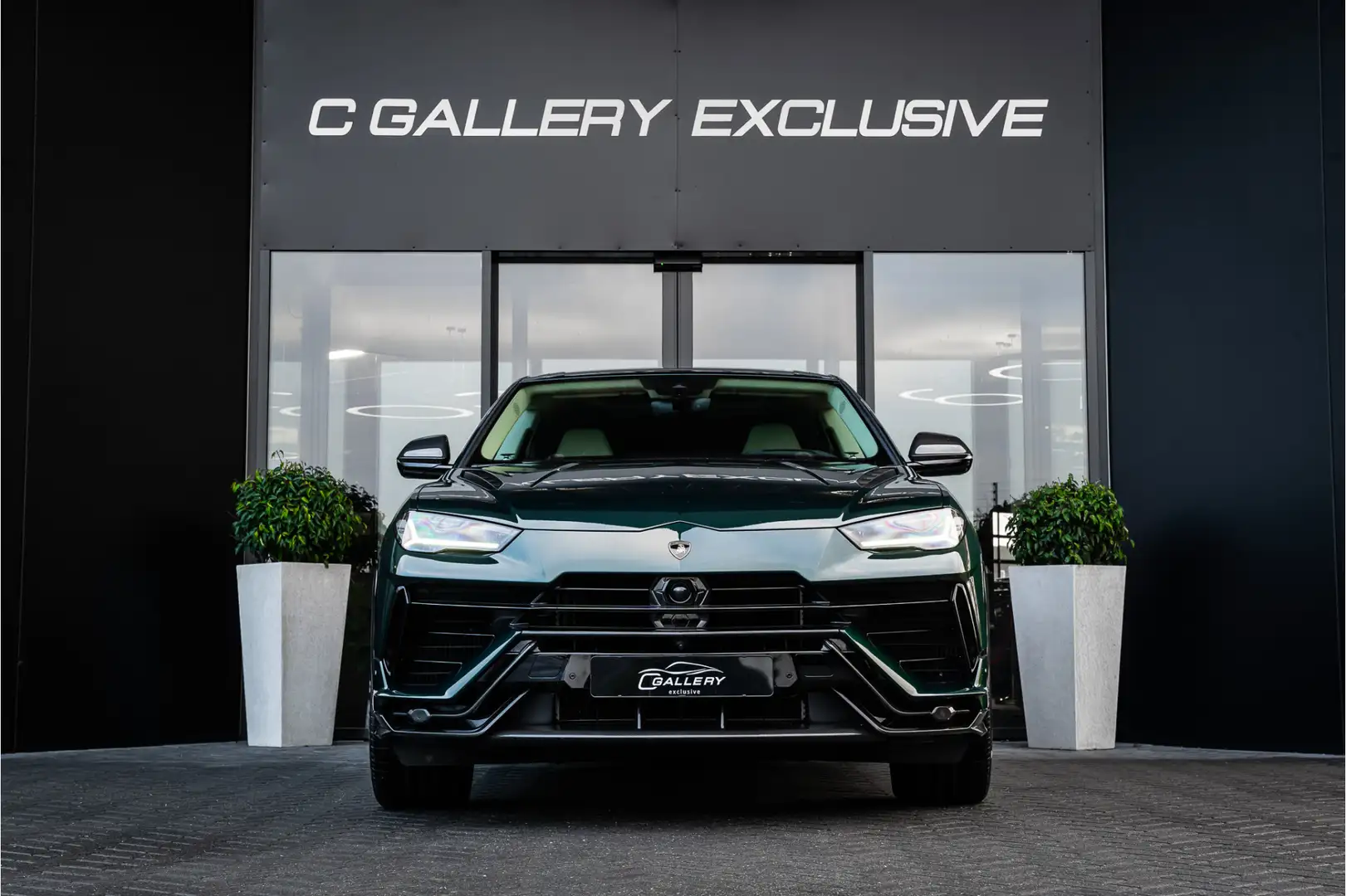 Lamborghini Urus 4.0 V8 S 666PK | Panorama | Keramisch | Carbon | L Vert - 2