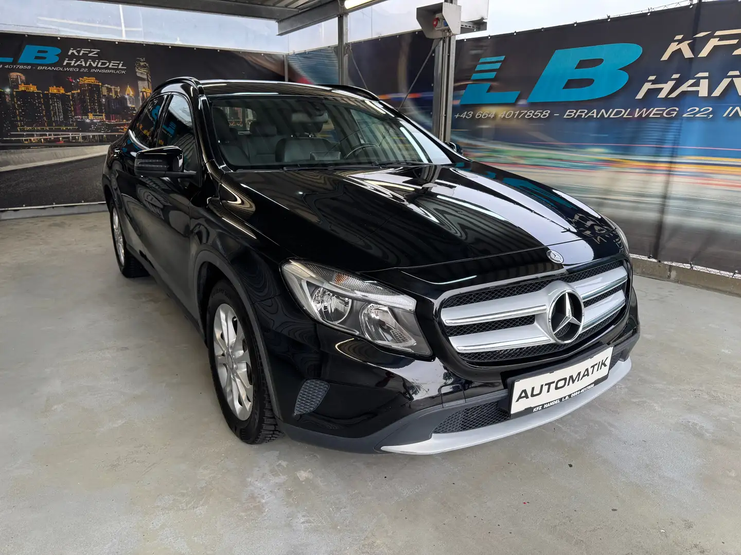 Mercedes-Benz GLA 200 GLA 200 CDI / d 4Matic (156.902) Schwarz - 1