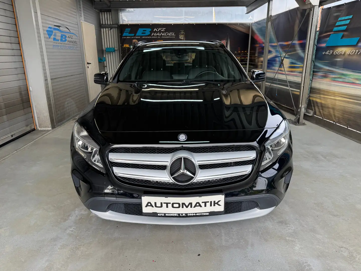 Mercedes-Benz GLA 200 GLA 200 CDI / d 4Matic (156.902) Schwarz - 2