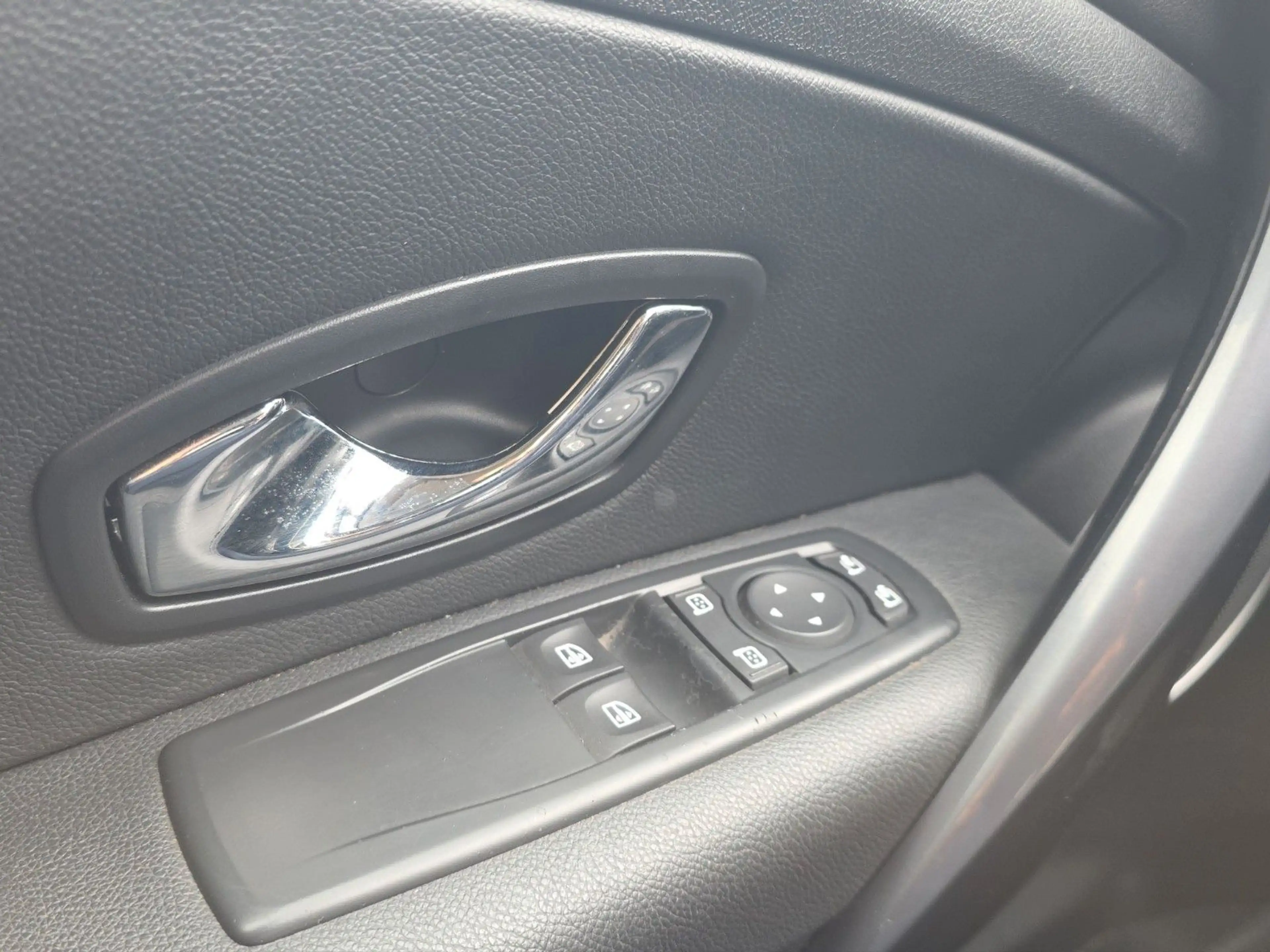 Renault Megane III Coupe GT Line Navi Klima Teilleder — photo 12