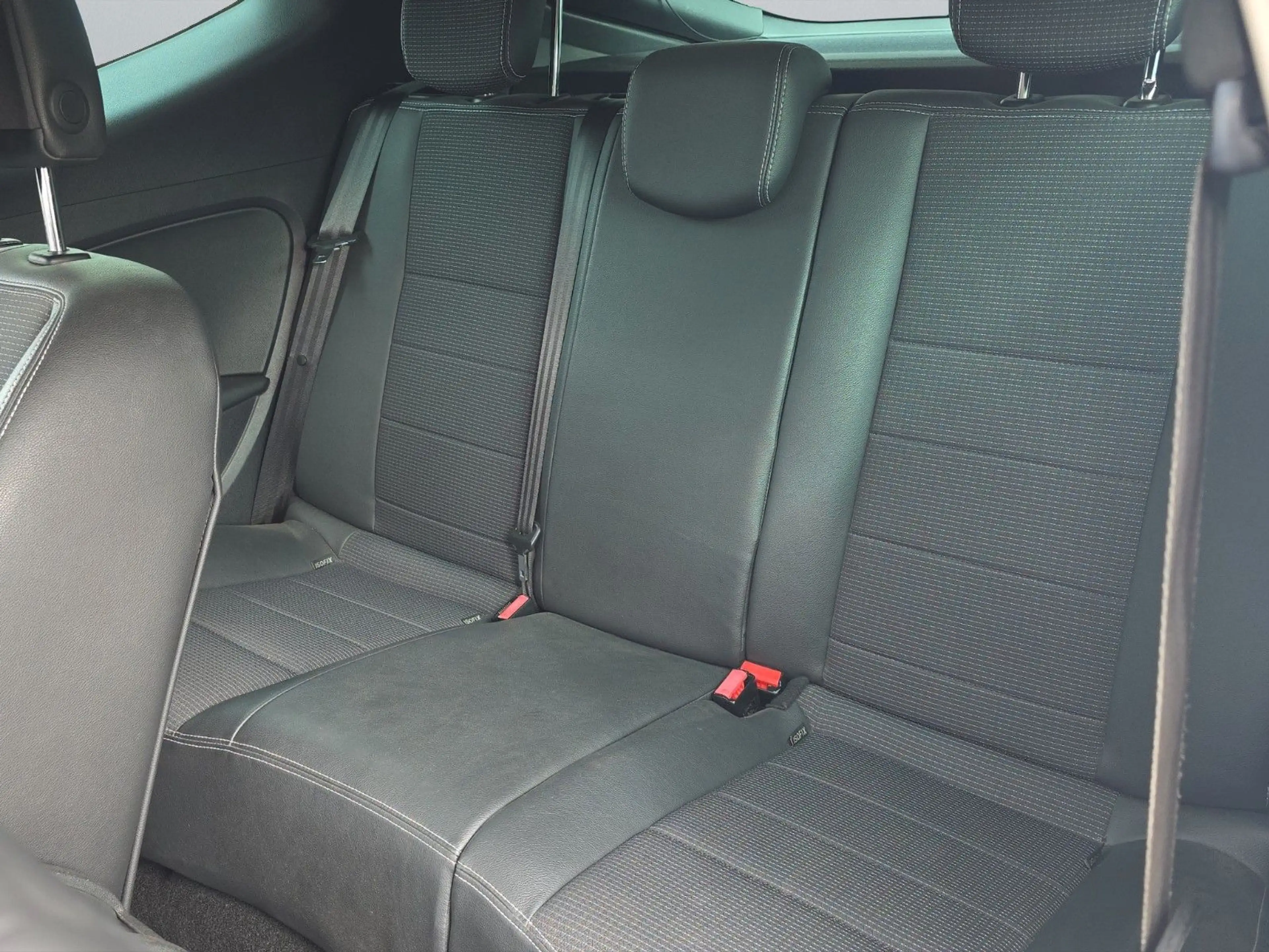 Renault Megane III Coupe GT Line Navi Klima Teilleder — photo 13