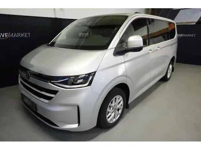 Volkswagen T7 Caravelle Style Court