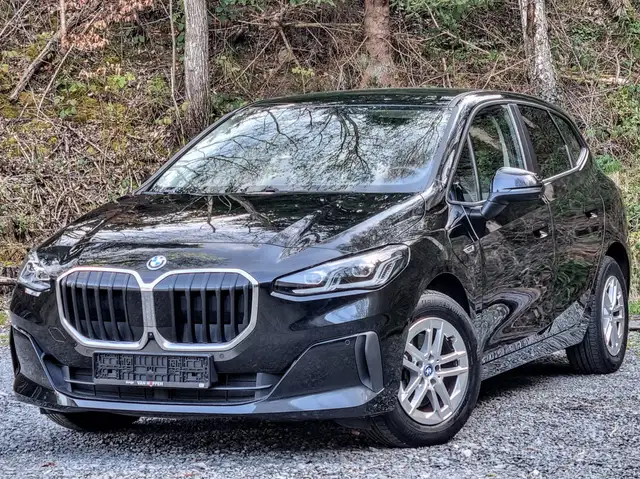 BMW 225 Active Tourer PHEV 225xeA (180 kW)