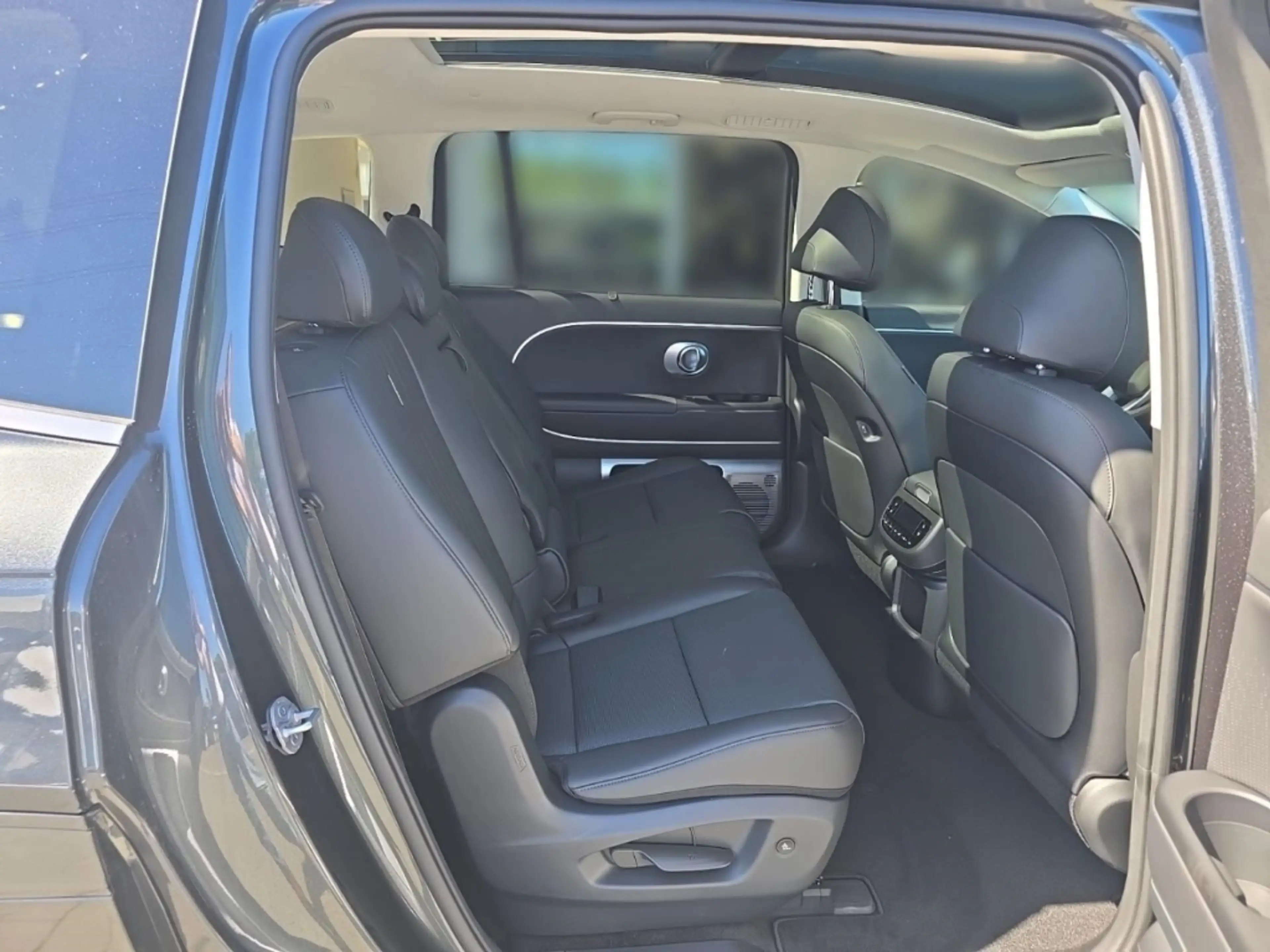 Hyundai IONIQ 9 4WD Uniq Elektro 110 kWh HUD Niveau StandHZG El. P — photo 13
