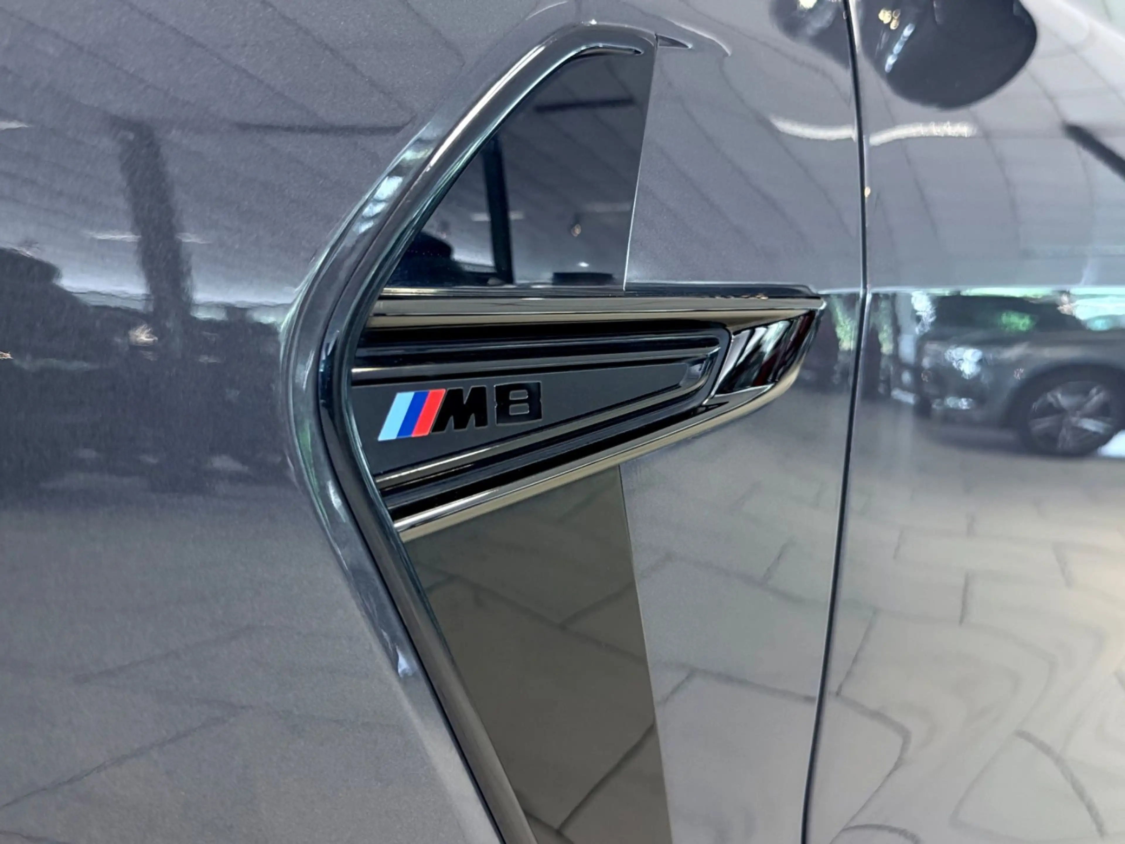 BMW M8 COMPETITION CABRIO CARBON LASER B&W 360CAM — photo 7