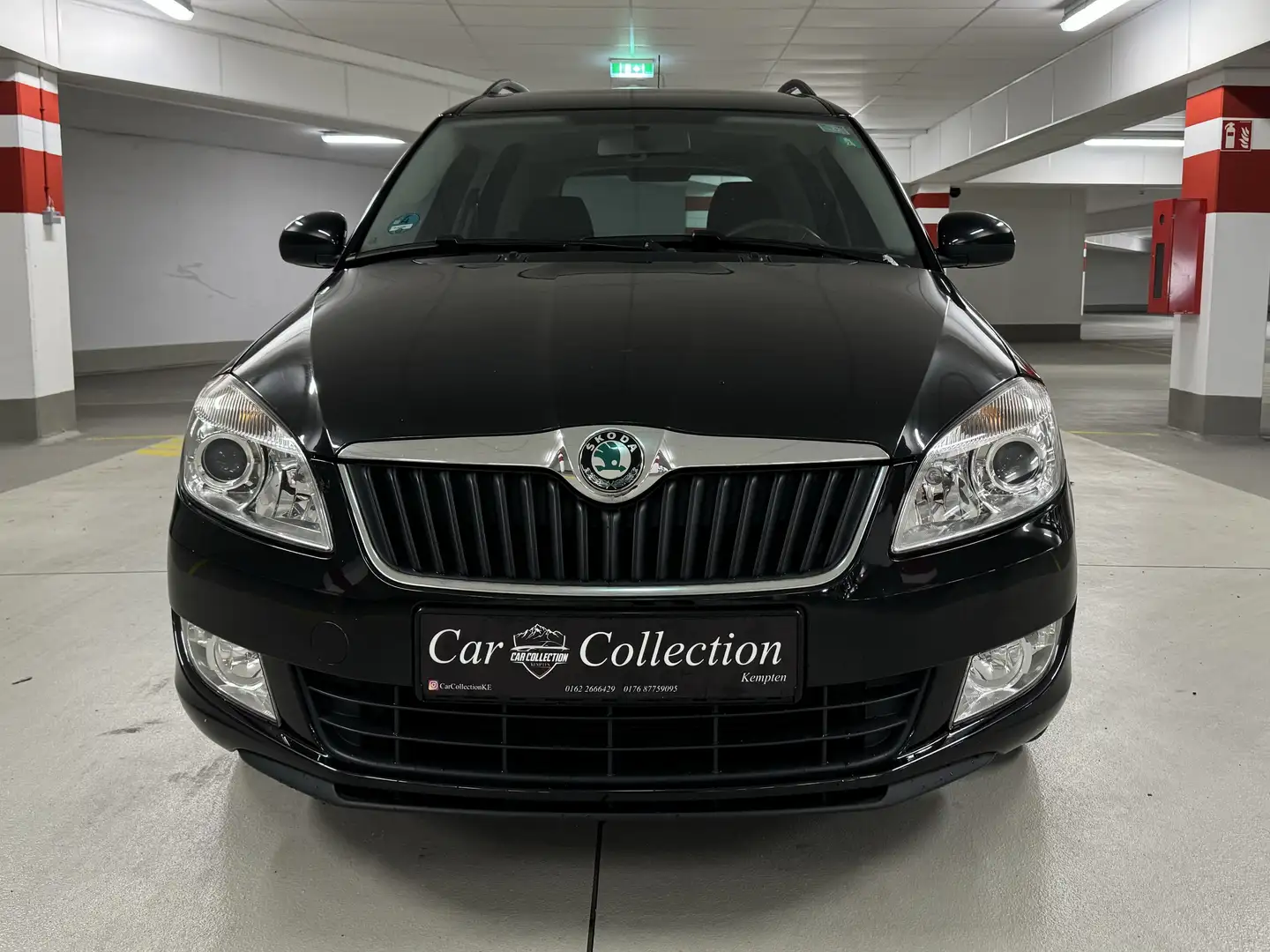 Skoda Roomster 1.2 TSI Style Edition STEUERKETTE NEU|1.HAND|PANO Noir - 2