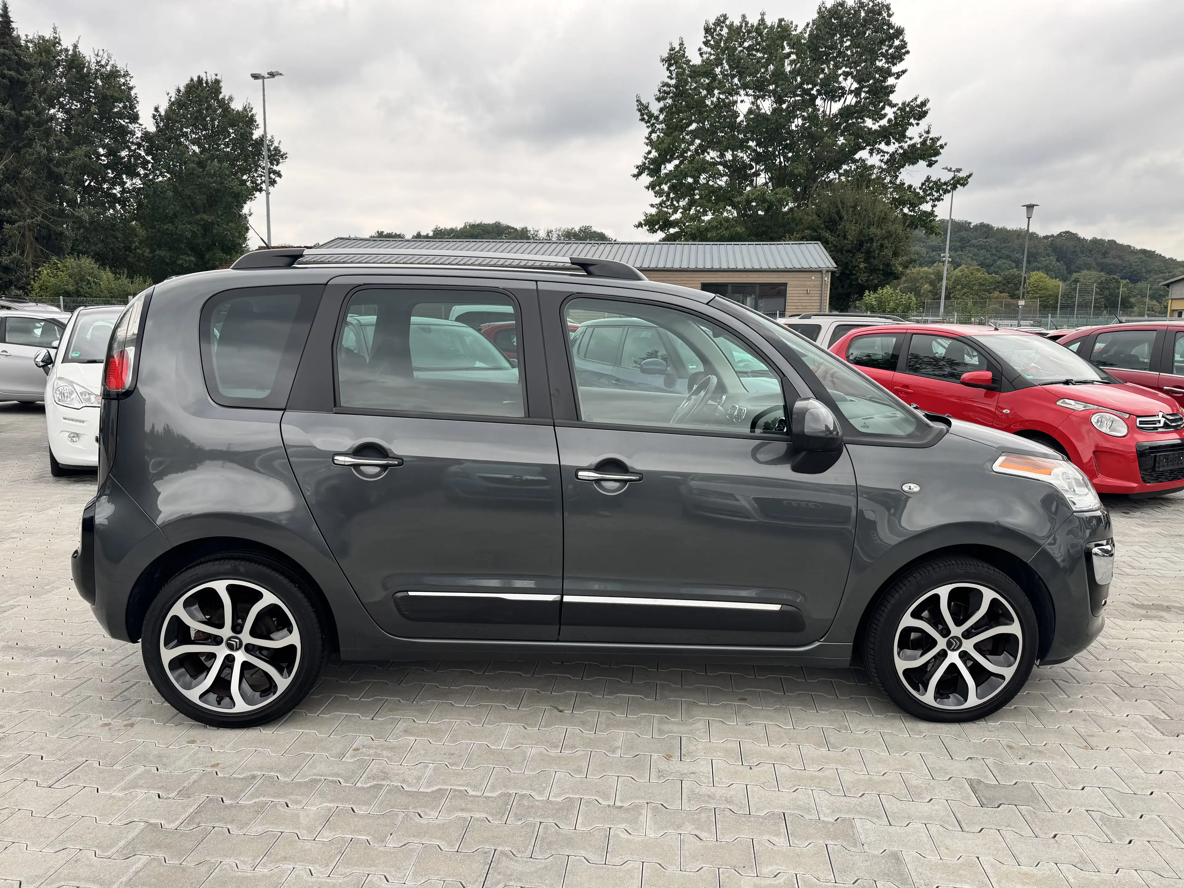Citroen C3 Picasso Selection  1,2 81 kW / Klimaautomatik — photo 9