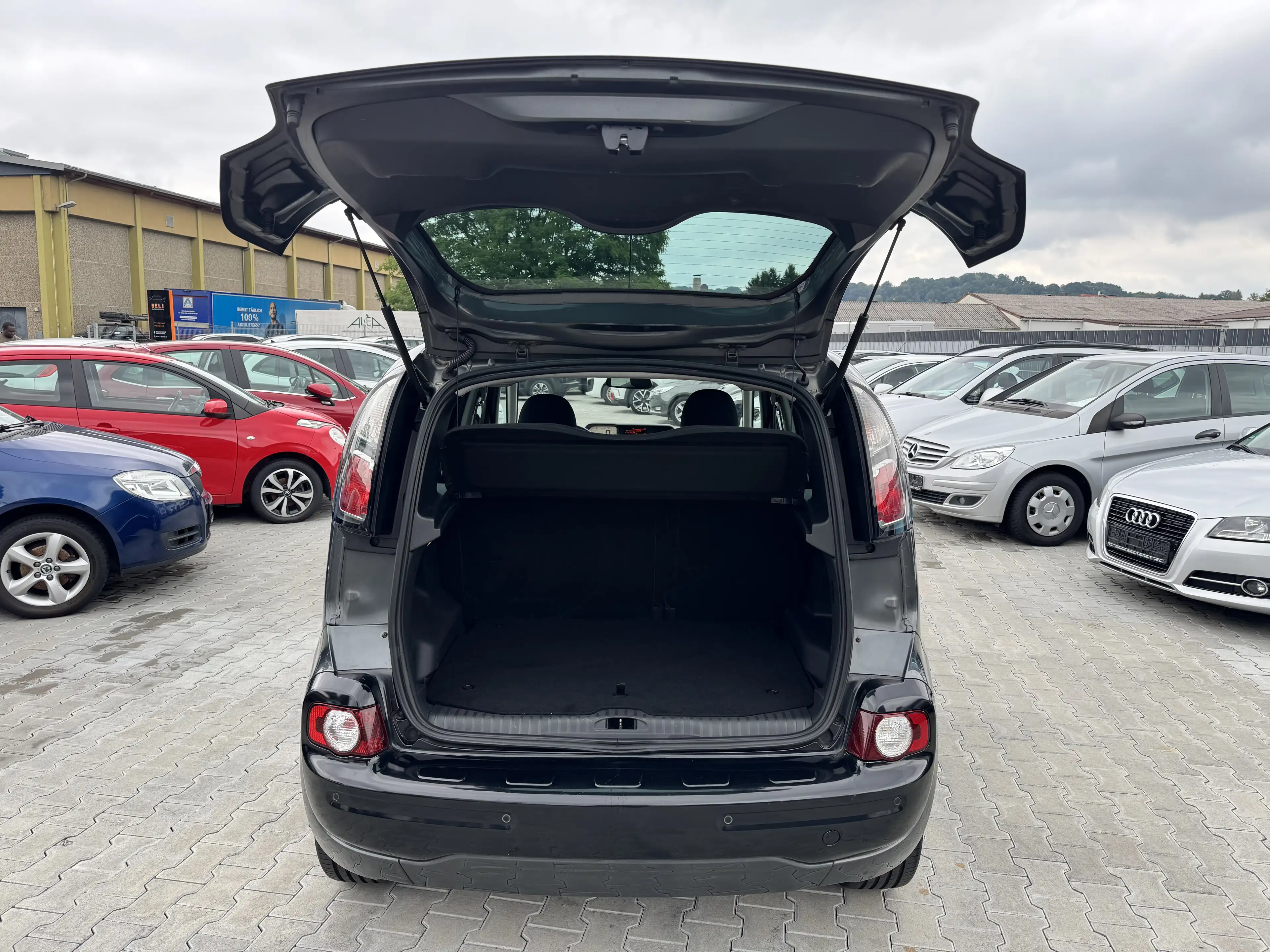 Citroen C3 Picasso Selection  1,2 81 kW / Klimaautomatik — photo 12