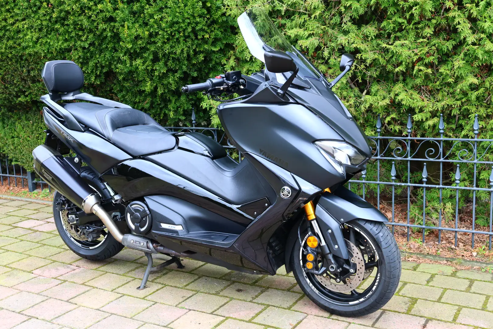 Yamaha TMAX 530 XP XP530 DX ABS AKRAPOVIC Zwart - 2