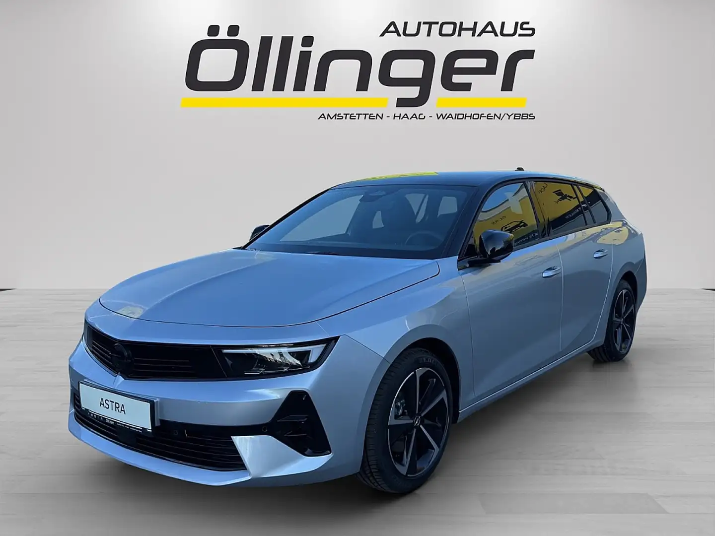 Opel Astra ST 1,2 Turbo GS + abn. AHV Silber - 1