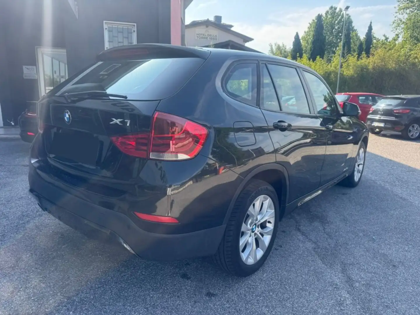 BMW X1 xDrive18d Sport Line Noir - 2
