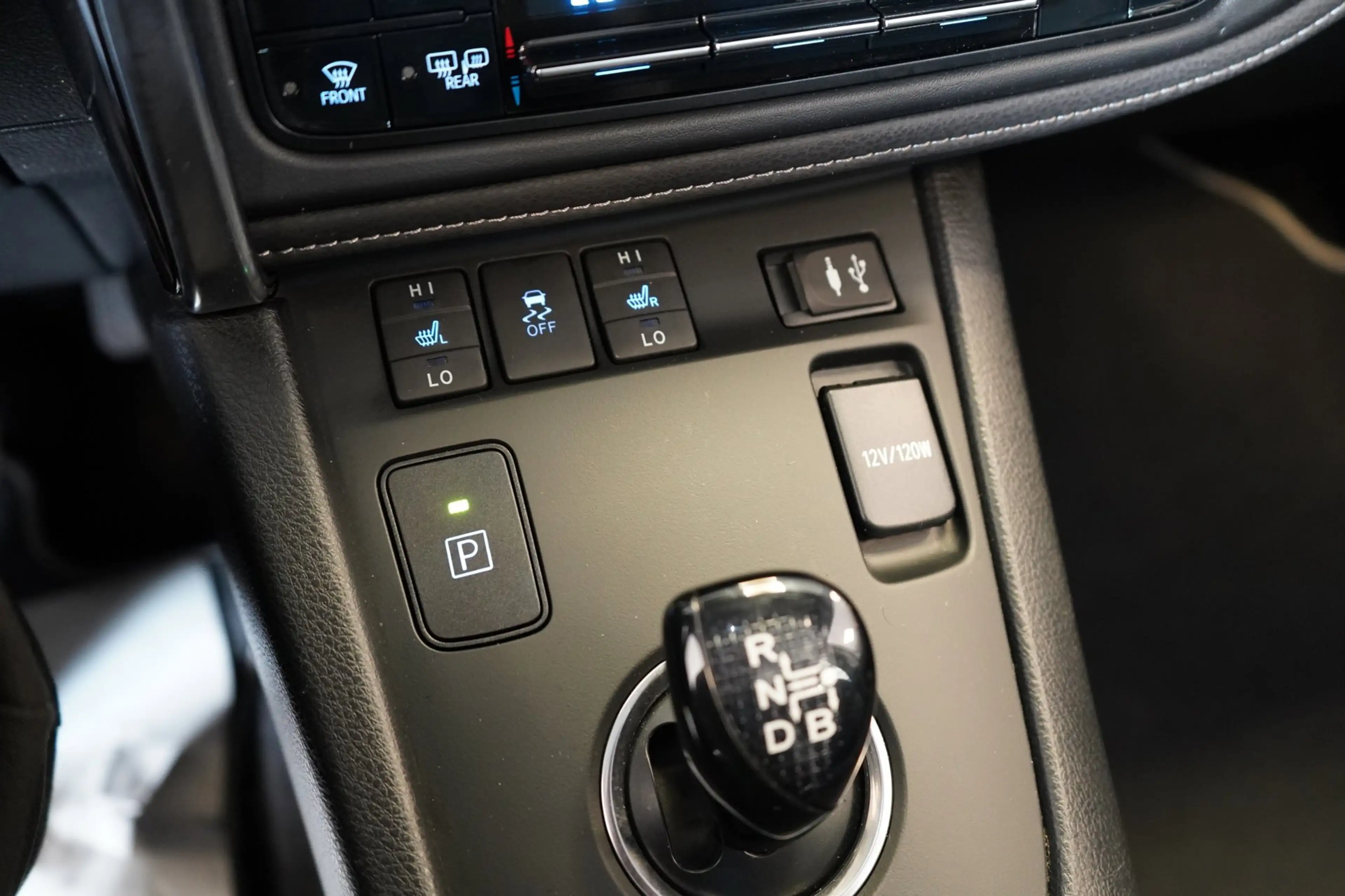 Toyota Auris 1.8 Hybrid Active|GARANTIE|PARK SENS|CRUISE|CAMERA — photo 28