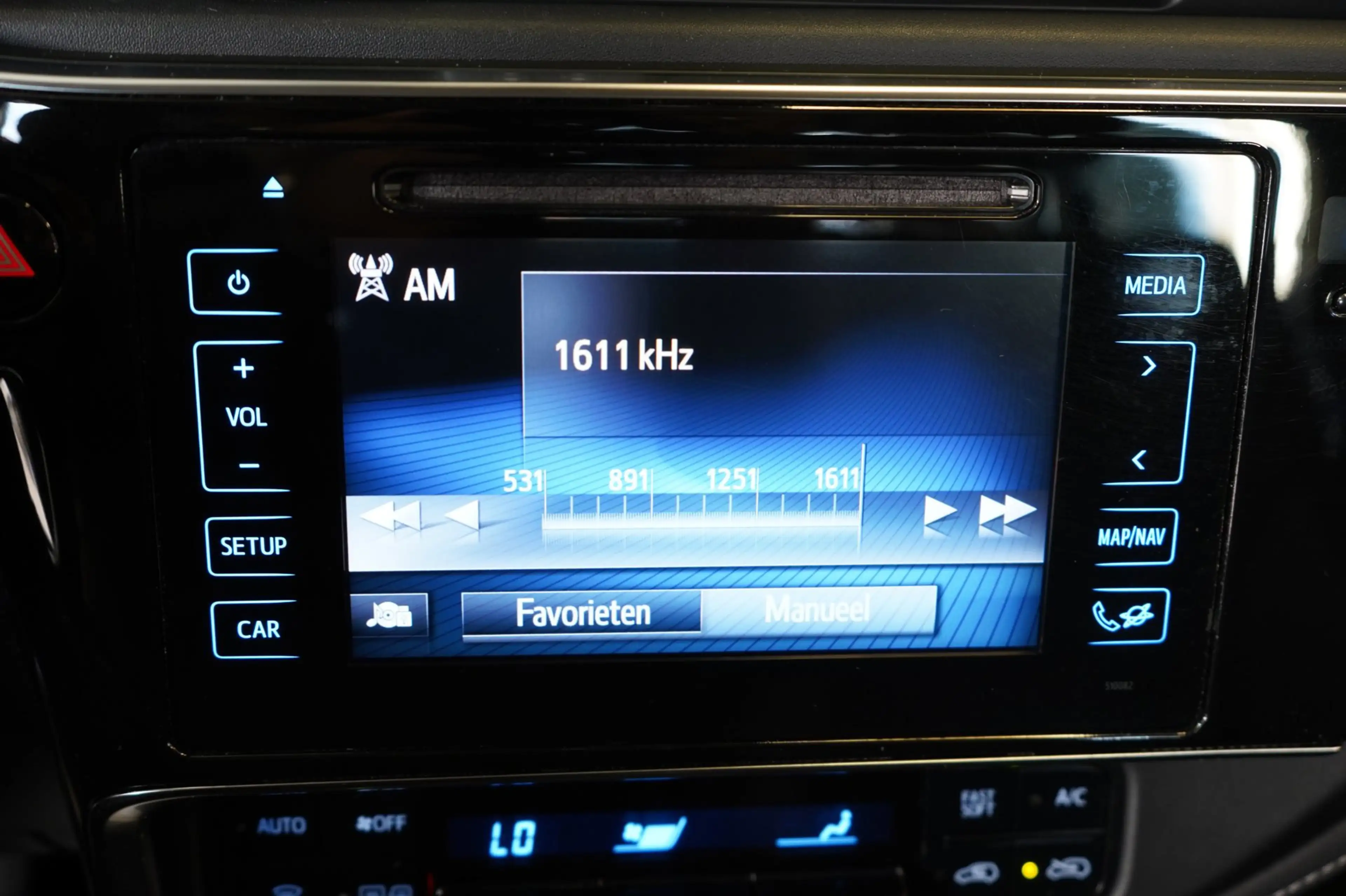 Toyota Auris 1.8 Hybrid Active|GARANTIE|PARK SENS|CRUISE|CAMERA — photo 22