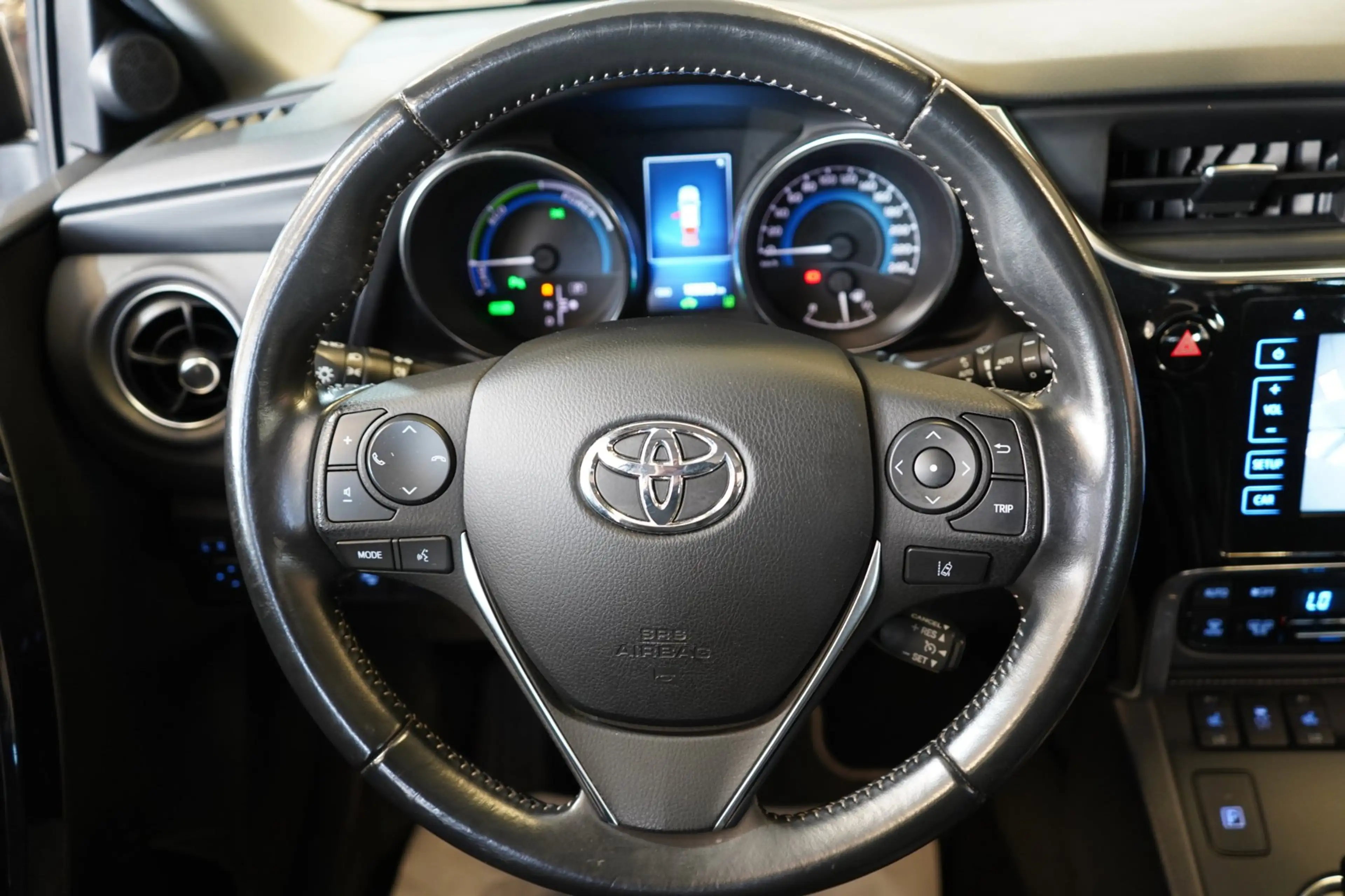 Toyota Auris 1.8 Hybrid Active|GARANTIE|PARK SENS|CRUISE|CAMERA — photo 12