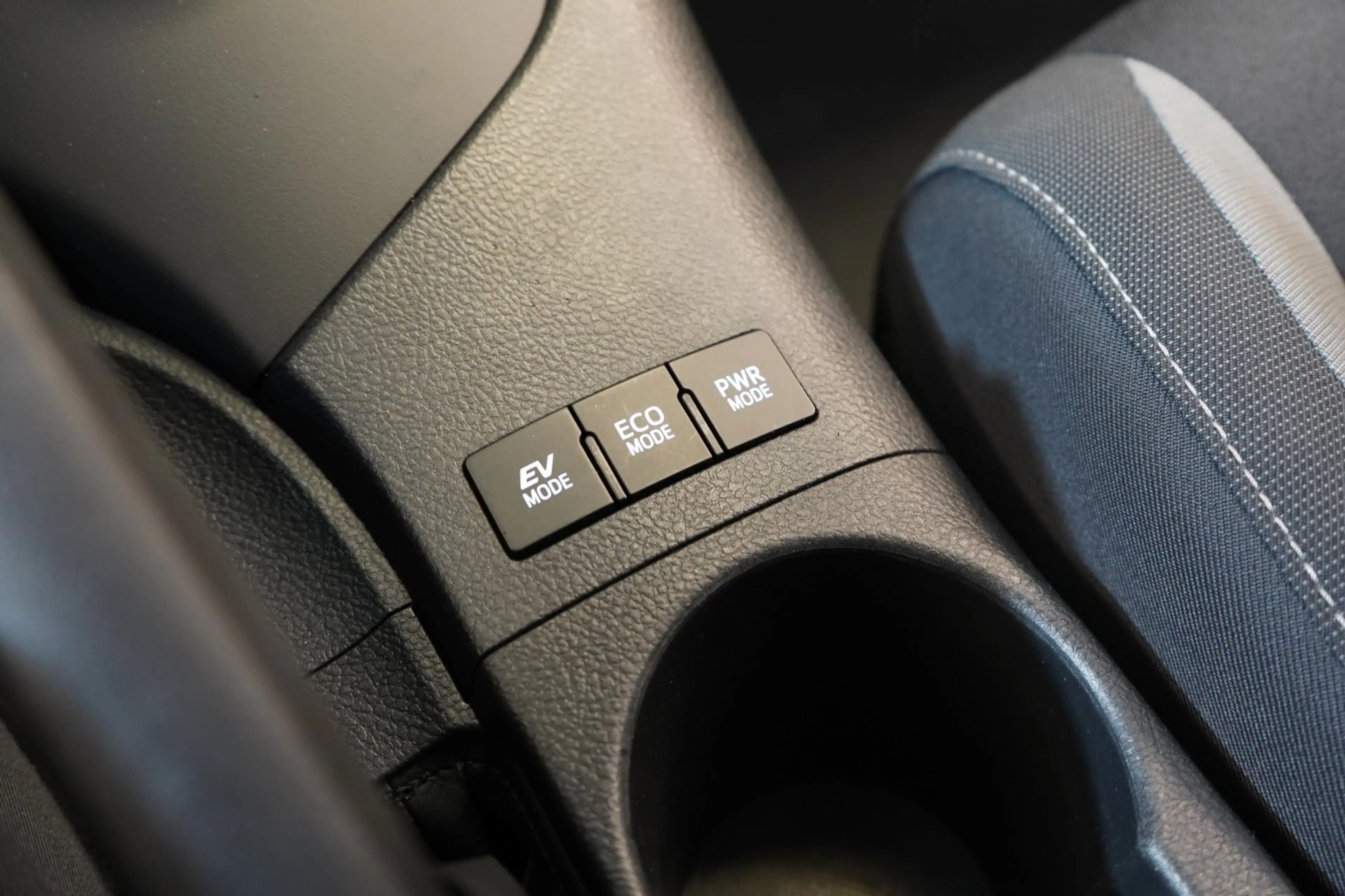 Toyota Auris 1.8 Hybrid Active|GARANTIE|PARK SENS|CRUISE|CAMERA — photo 29