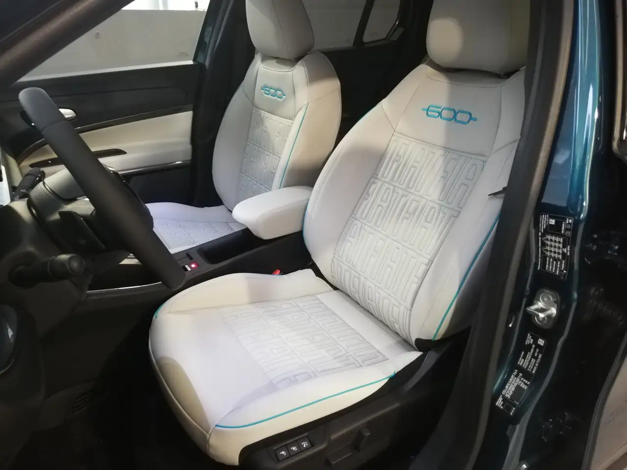 Fiat 600 1.2 hybrid La Prima II - KM ZERO - PREZZO REALE 8