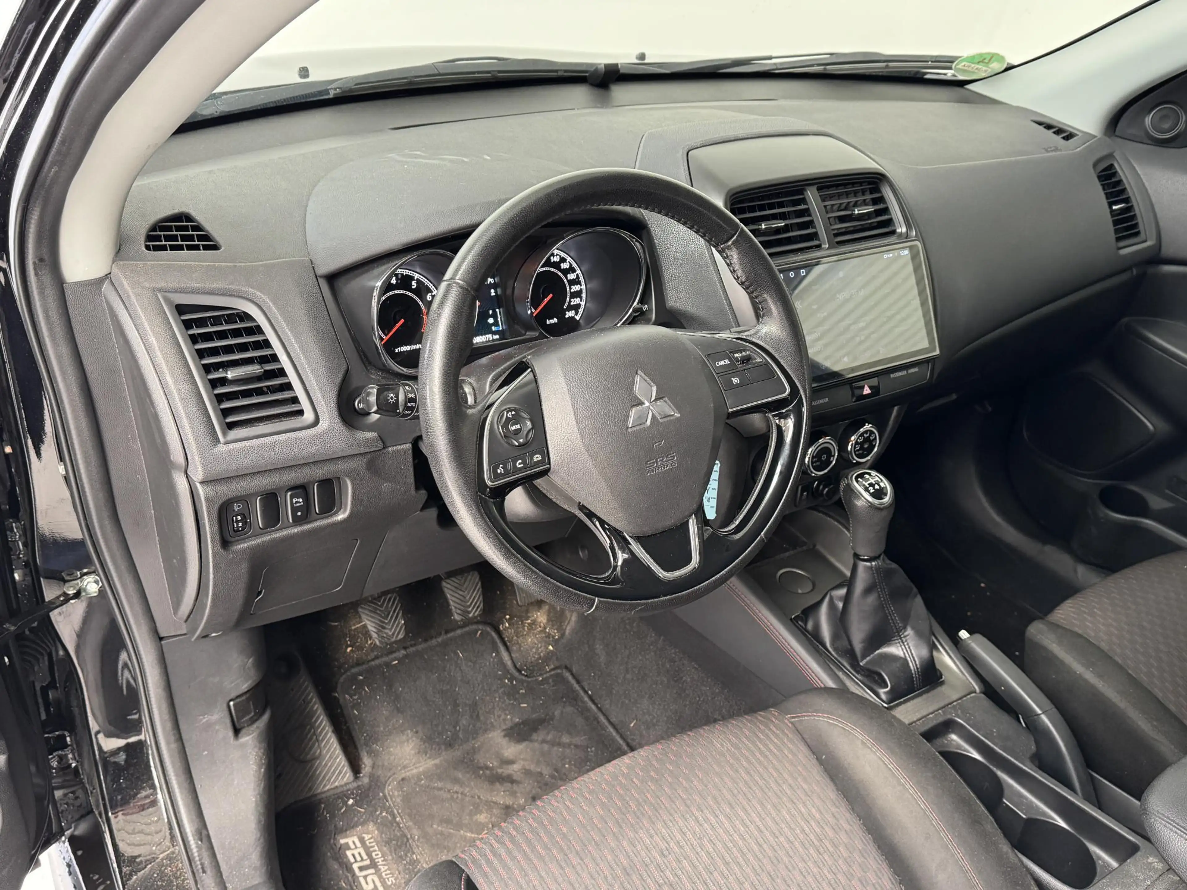 Mitsubishi ASX 1.6 Cleartec Intense | Trekhaak | Camera | Climate — photo 19