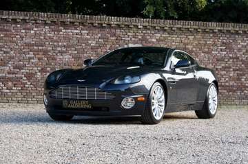 5.9 V12 "11.800 Miles" Presented in "Snow Shadow G