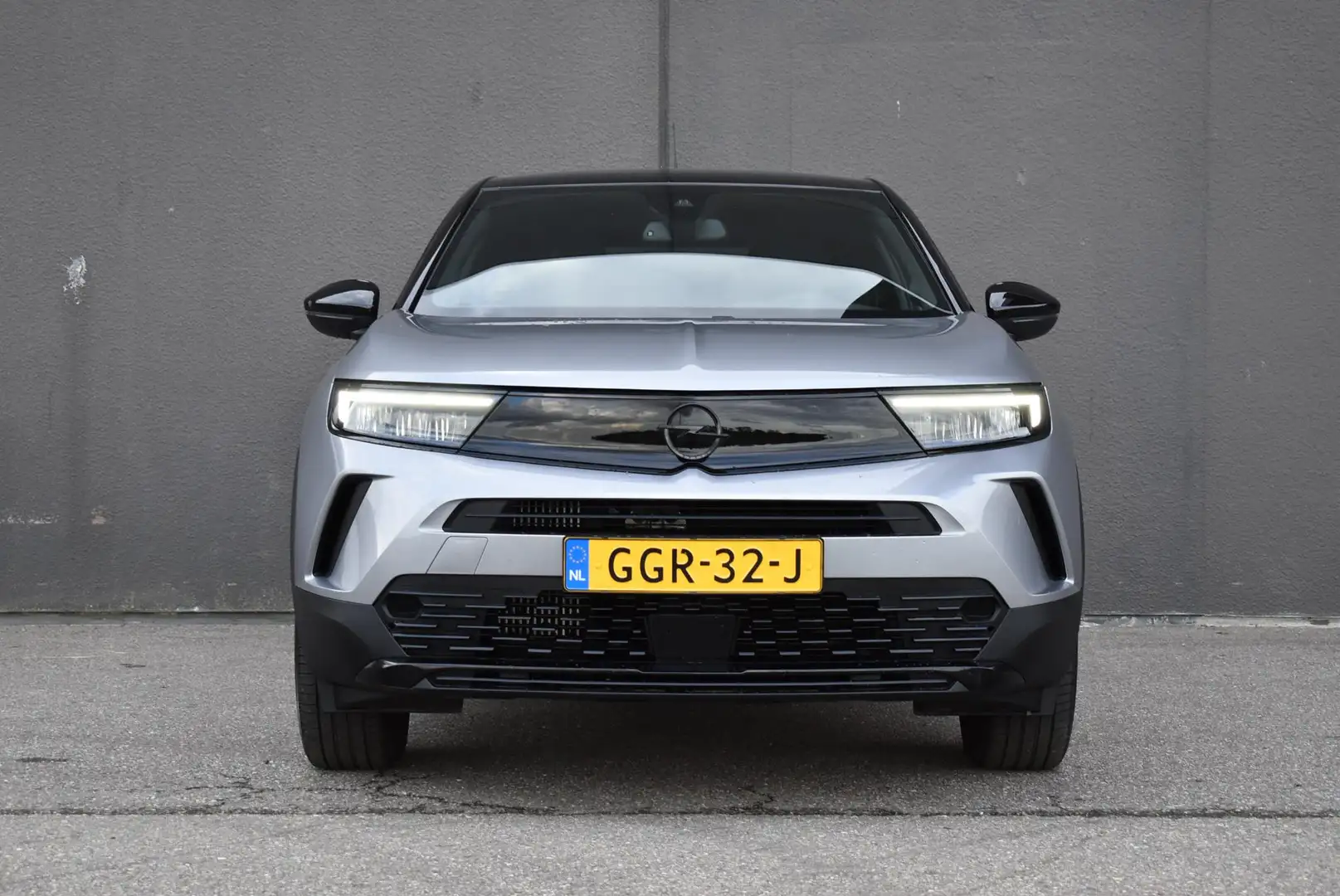 Opel Mokka 1.2 Turbo GS 110 pk | LMV | Stoelmassage | Navi | Grijs - 2