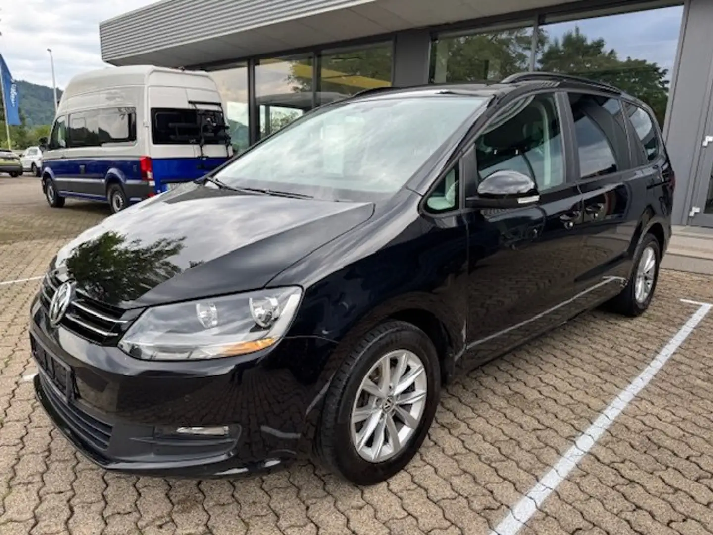 Volkswagen Sharan 2.0 TDI DSG (BlueMotion Technology) Trendline Negro - 1