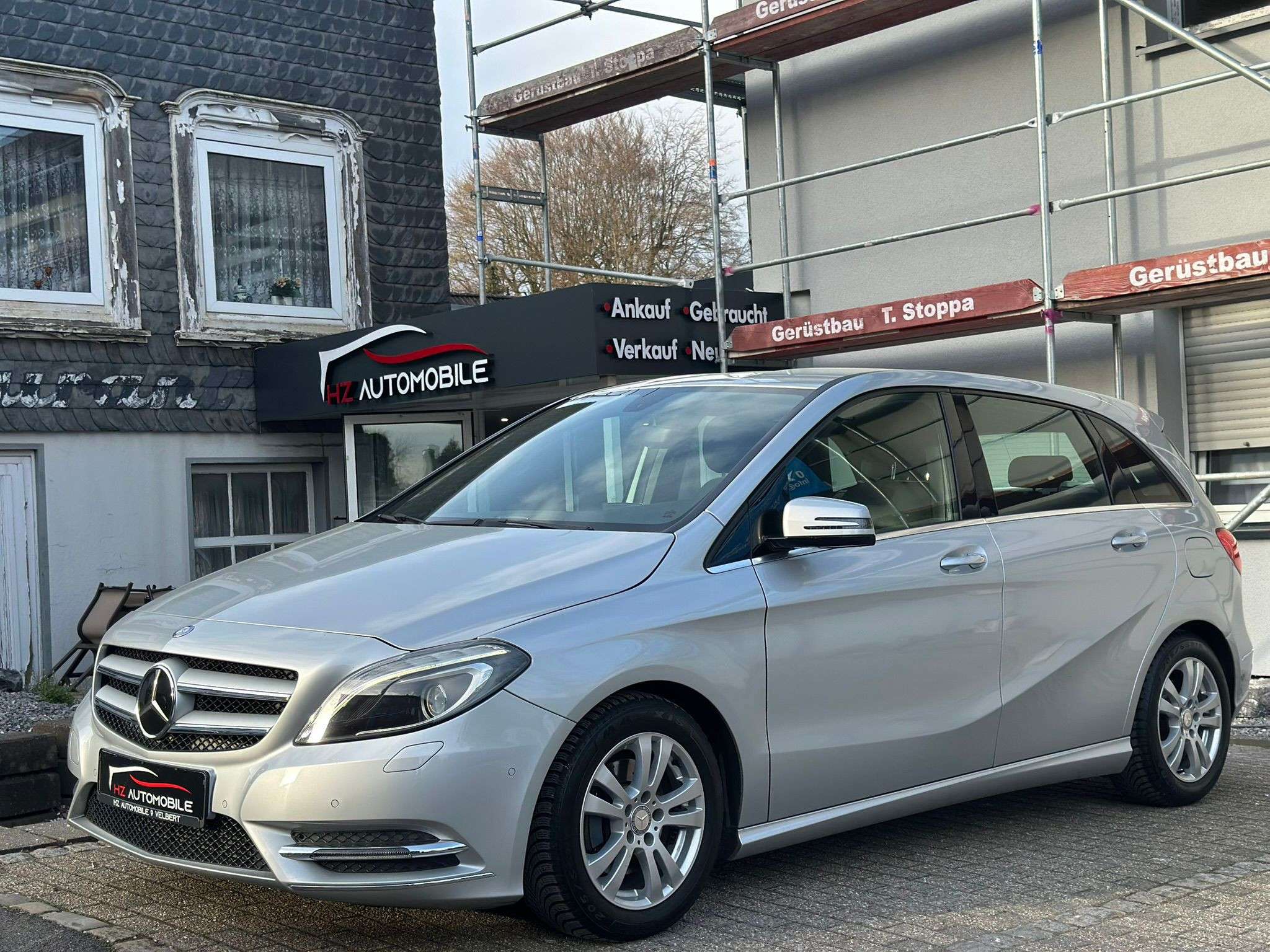 Second hand Mercedes Benz B-Class 180