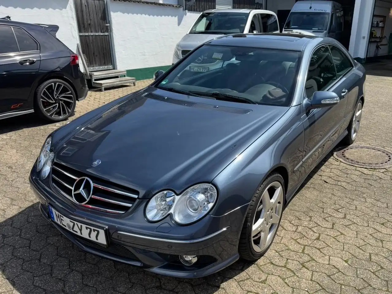 Mercedes-Benz CLK 320