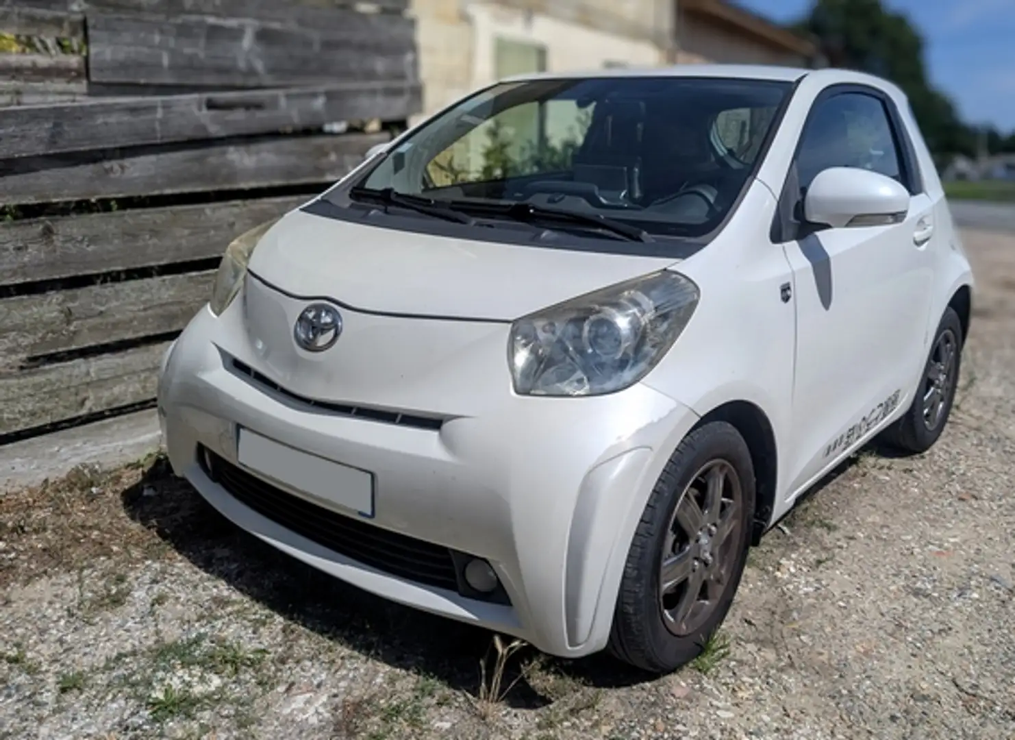 Toyota iQ iQ² 68 VVT-i Blanc - 1